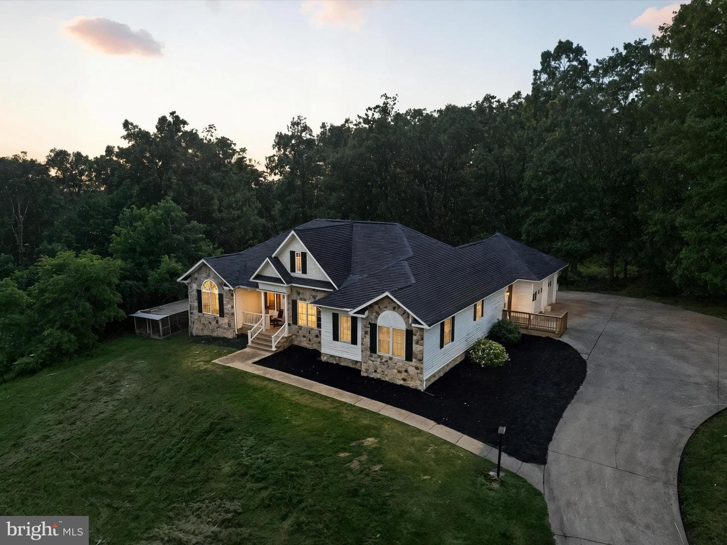 2358 Cave Ridge Road photo 1