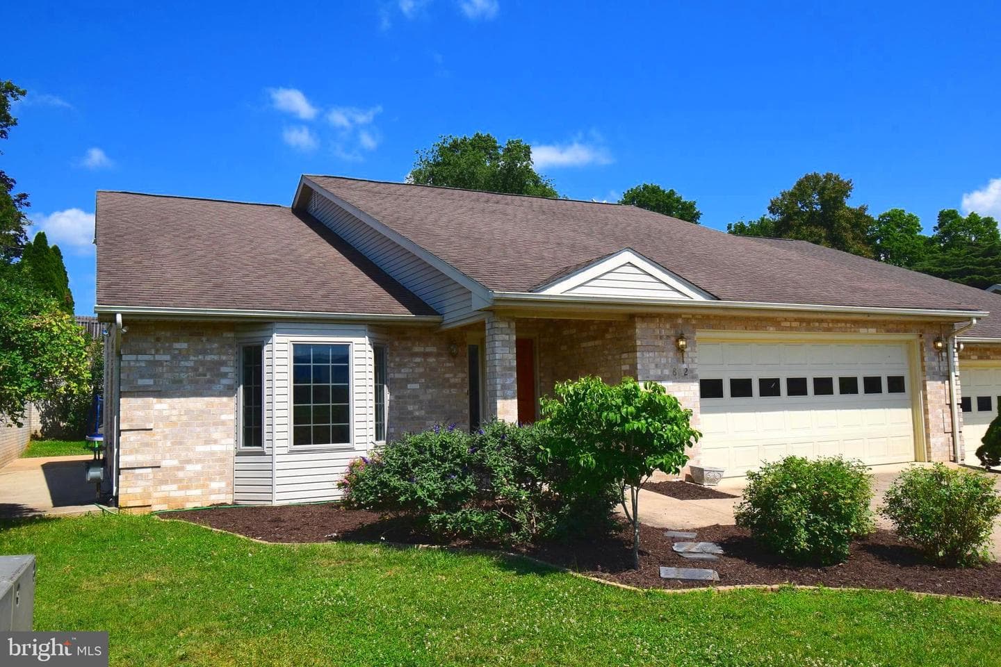 822 Susan Avenue photo 3