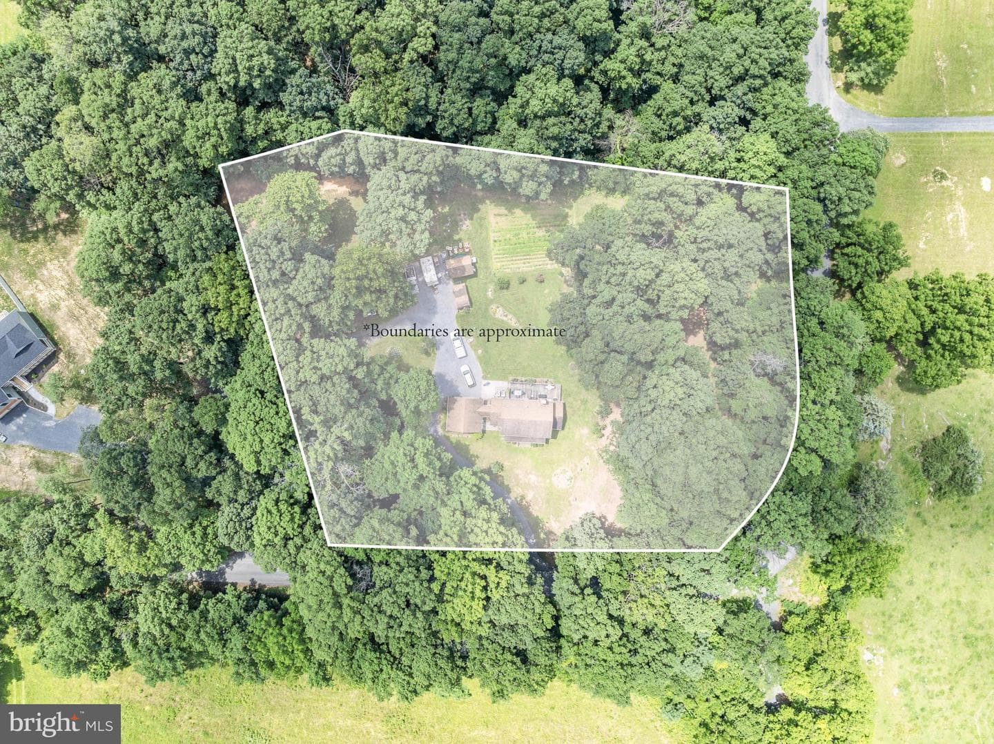 2529 Saumsville Road photo 12