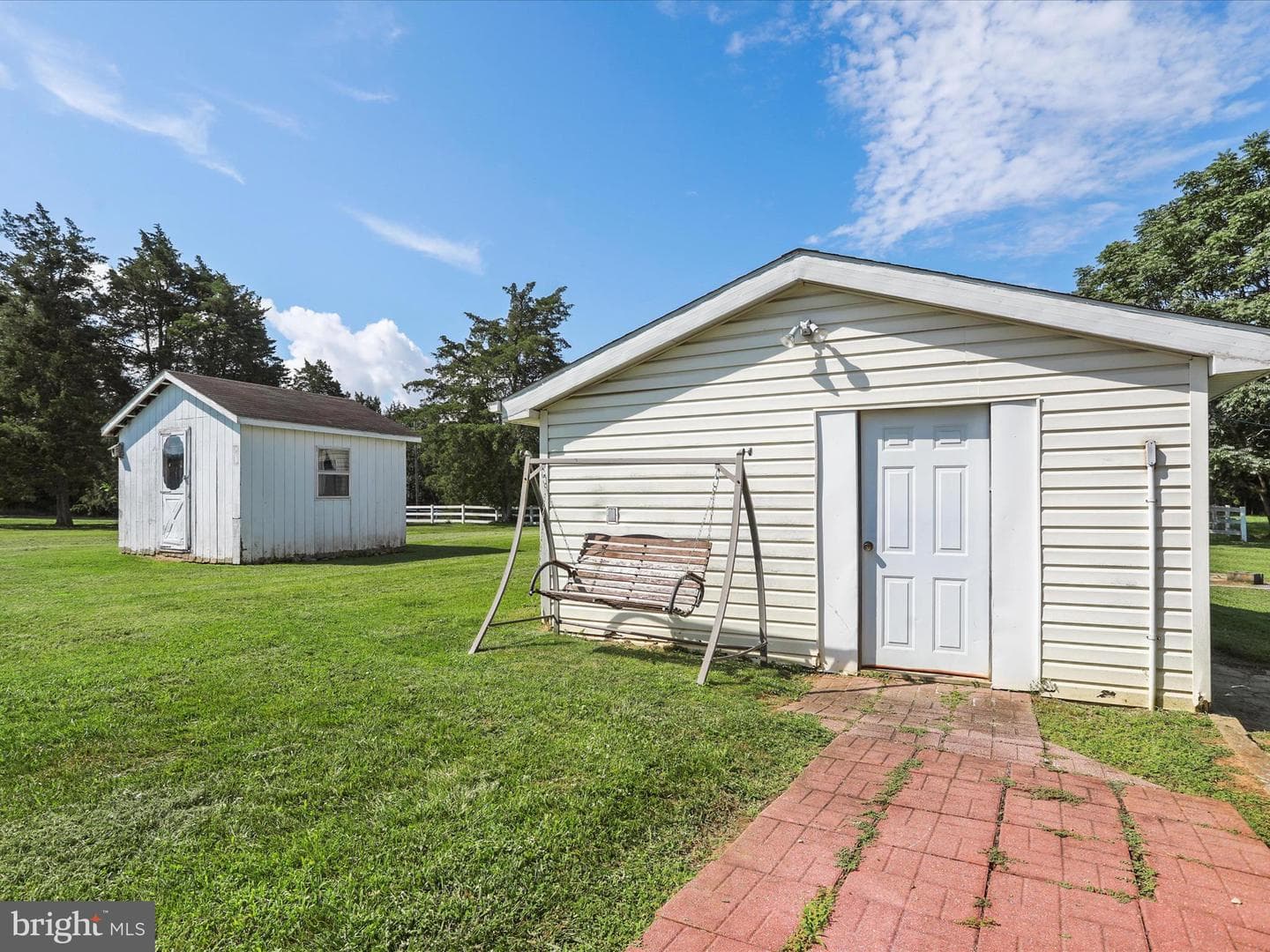 1593 Hahns Lane photo 10