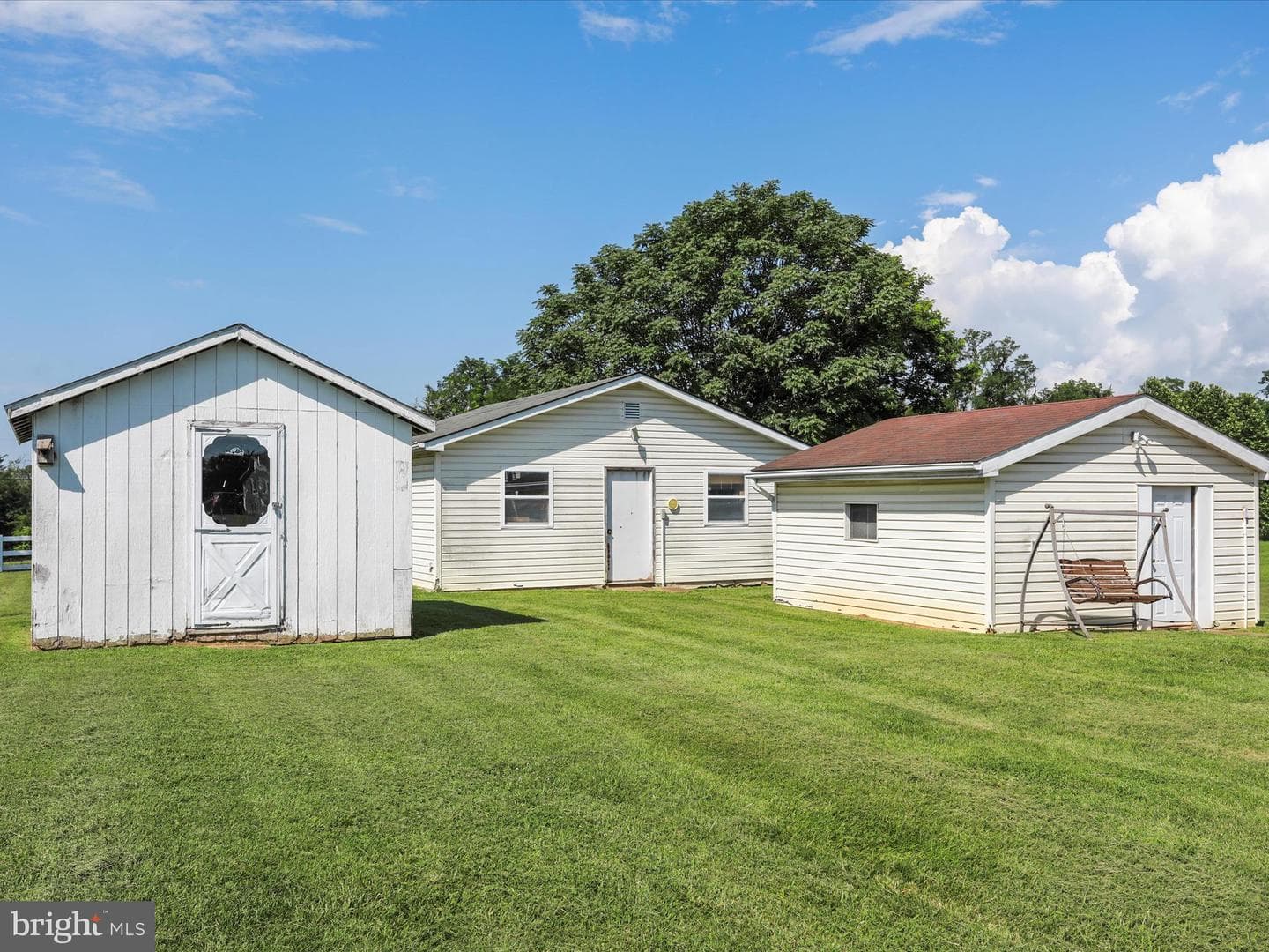 1593 Hahns Lane photo 11