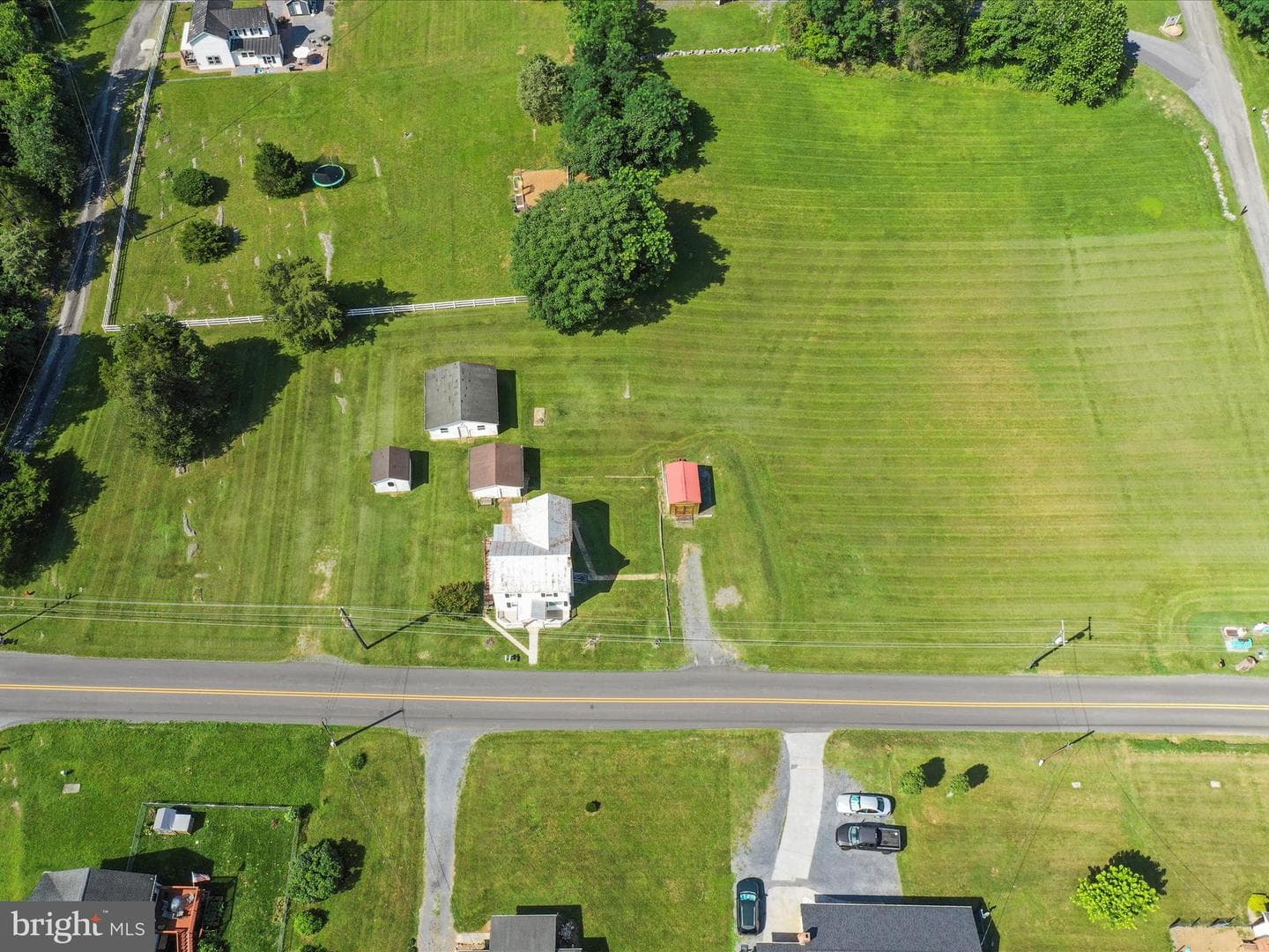 1593 Hahns Lane photo 35