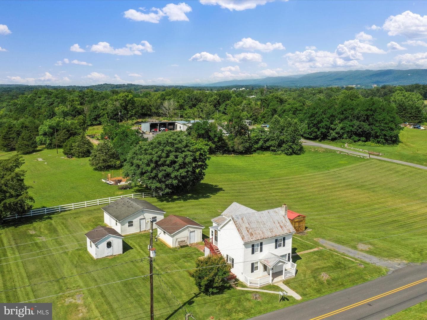 1593 Hahns Lane photo 44