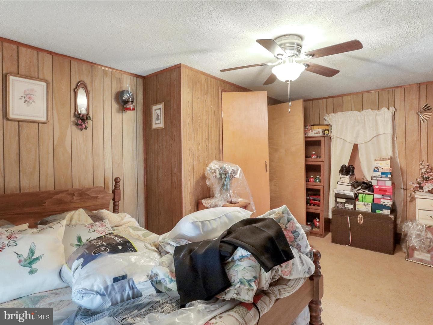 1593 Hahns Lane photo 8