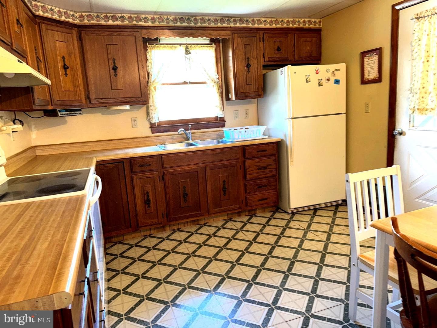 457 Tea Berry Road photo 30
