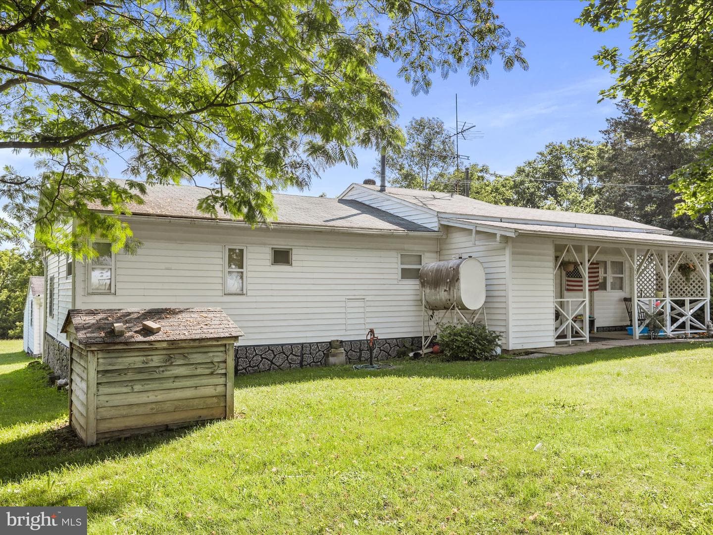 457 Tea Berry Road photo 8