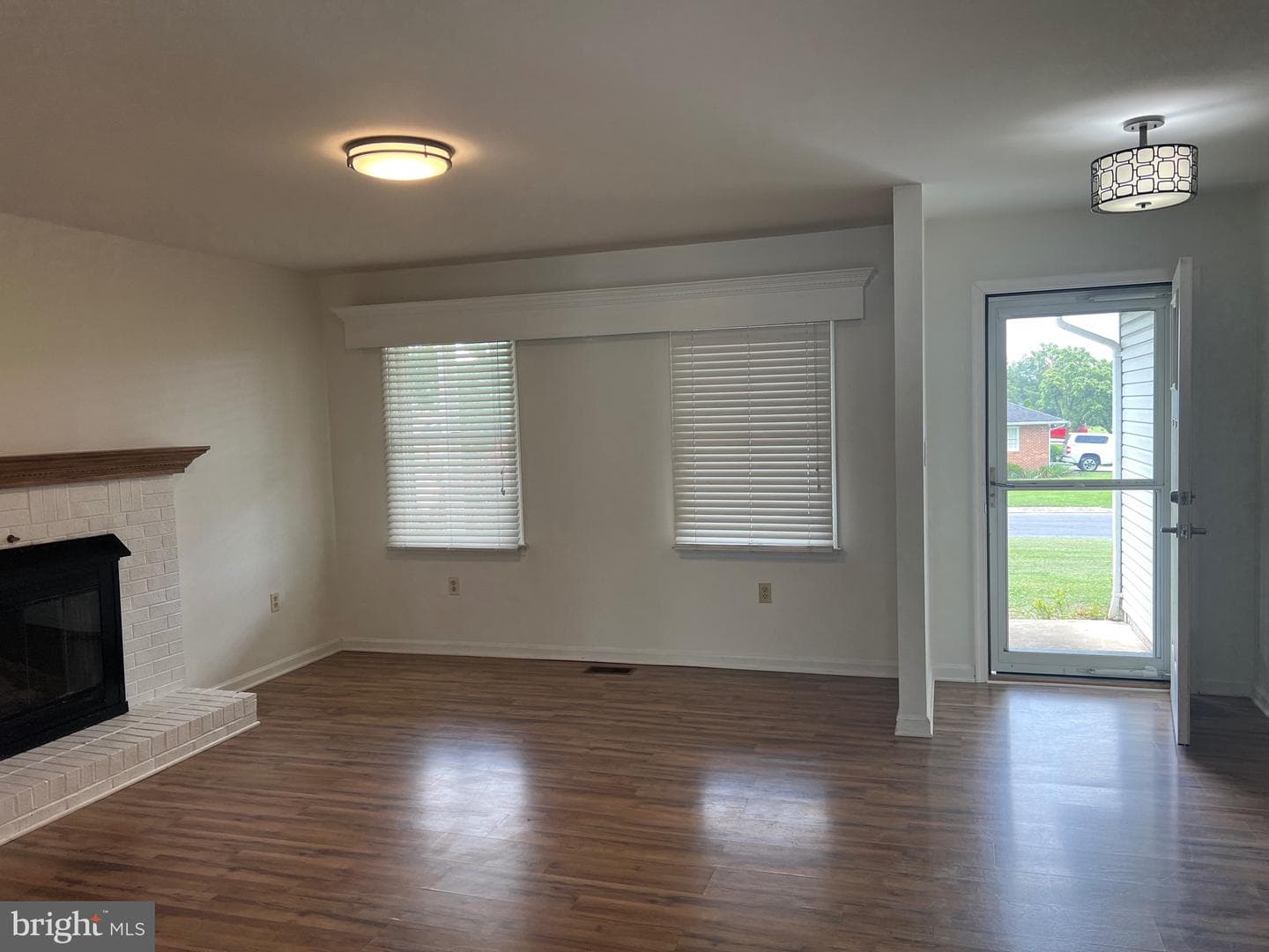 411 Boyd Street photo 8