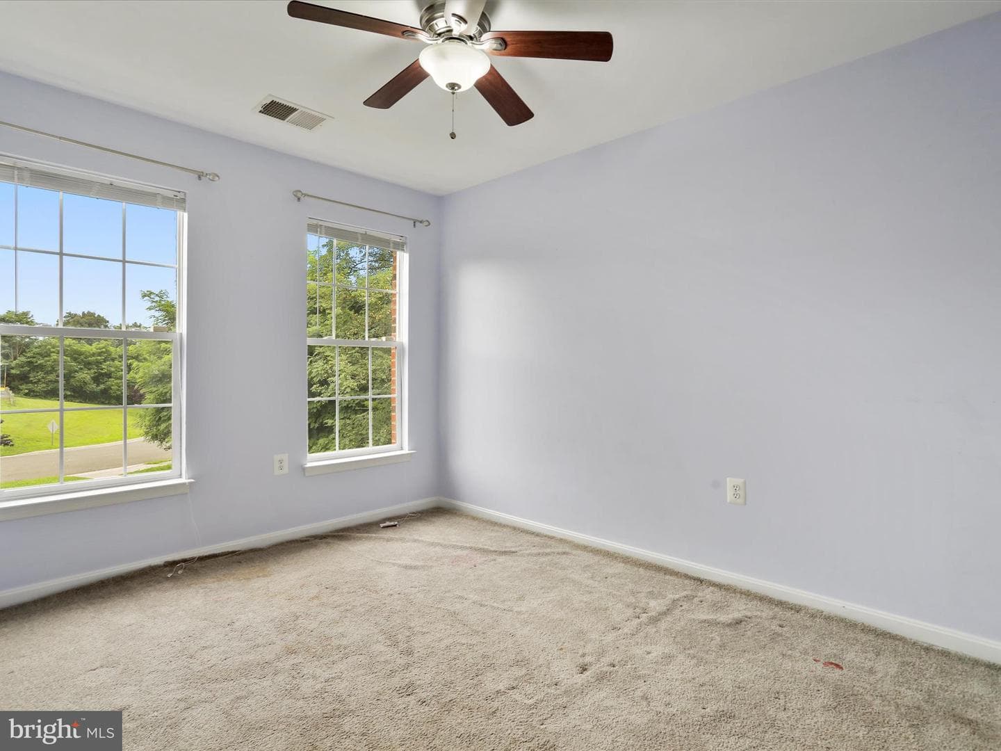540 Hotchkiss Drive photo 19
