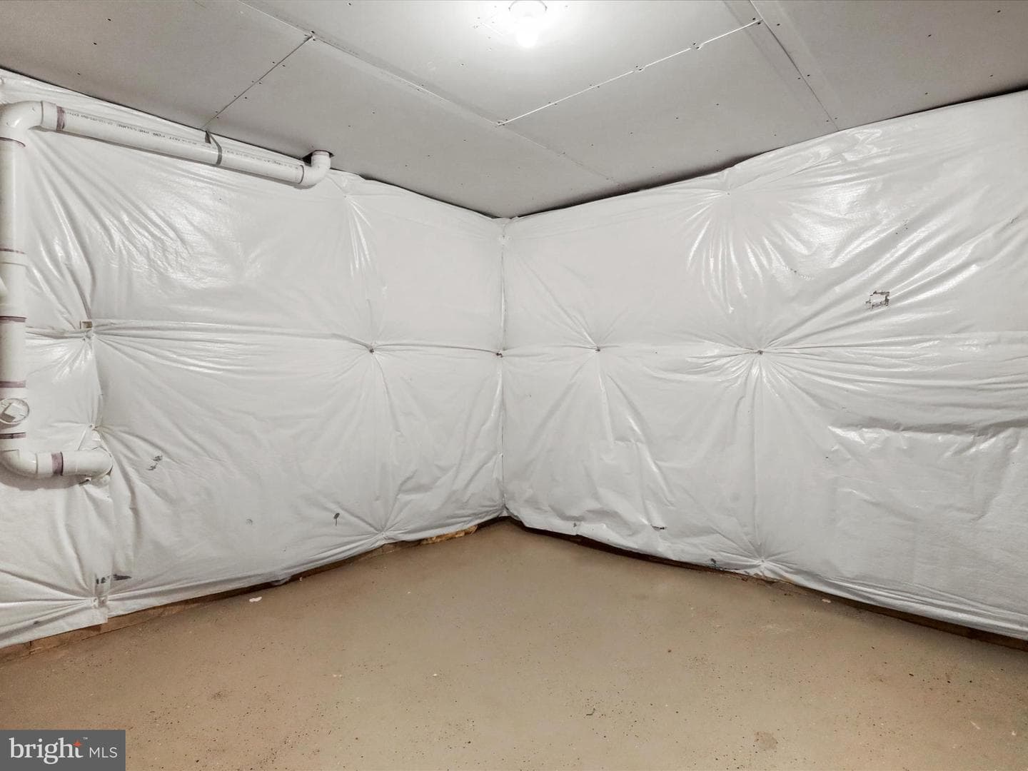 540 Hotchkiss Drive photo 33