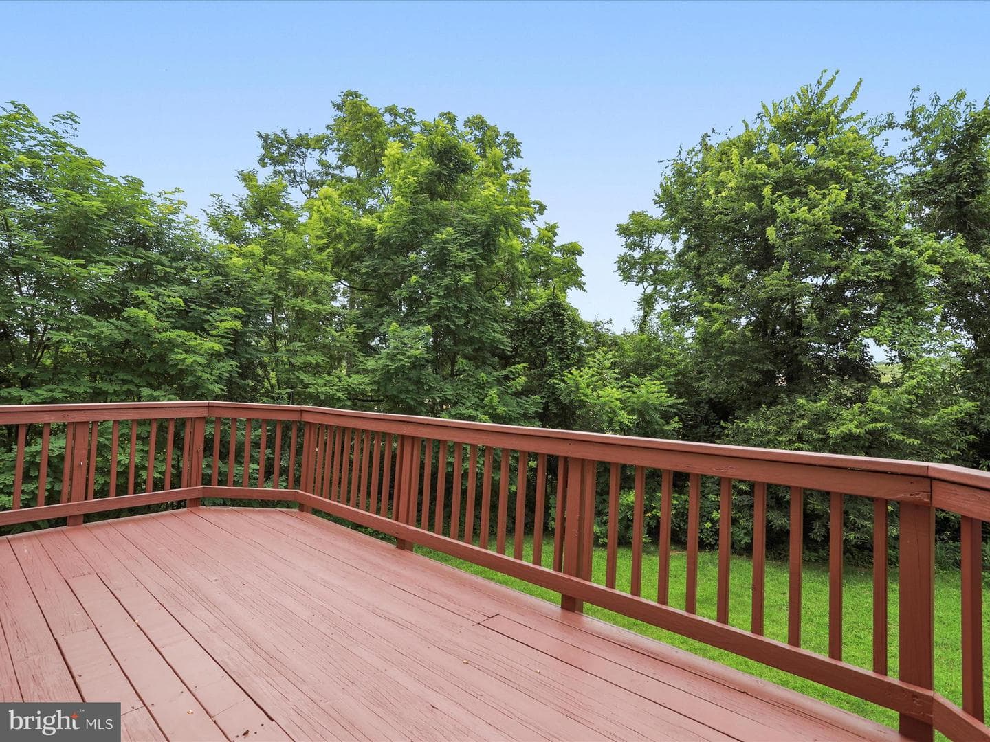 540 Hotchkiss Drive photo 35
