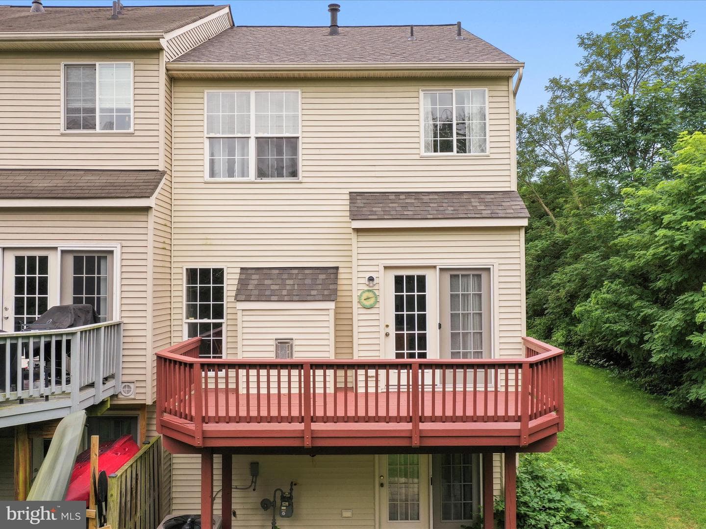 540 Hotchkiss Drive photo 37