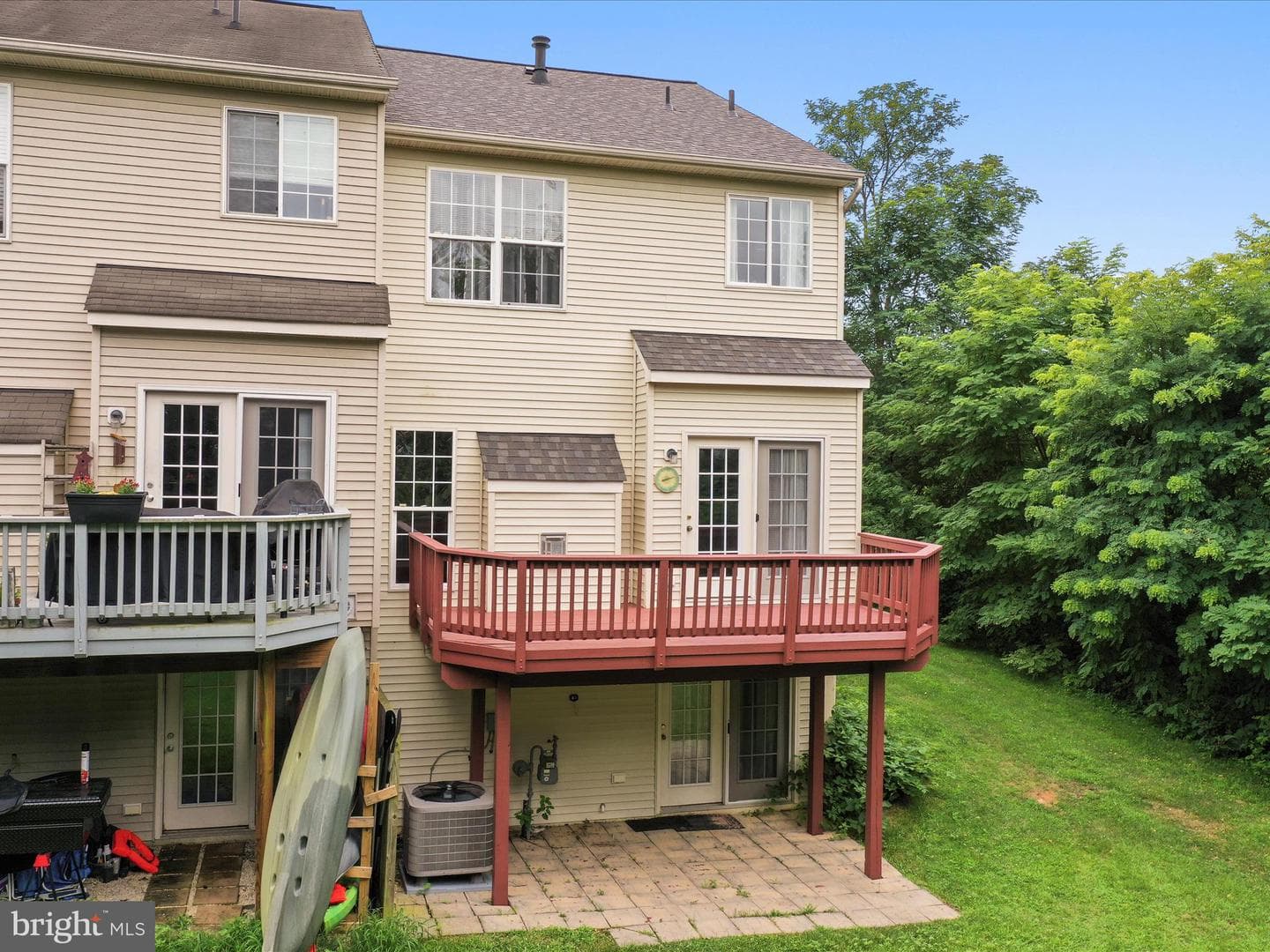 540 Hotchkiss Drive photo 38