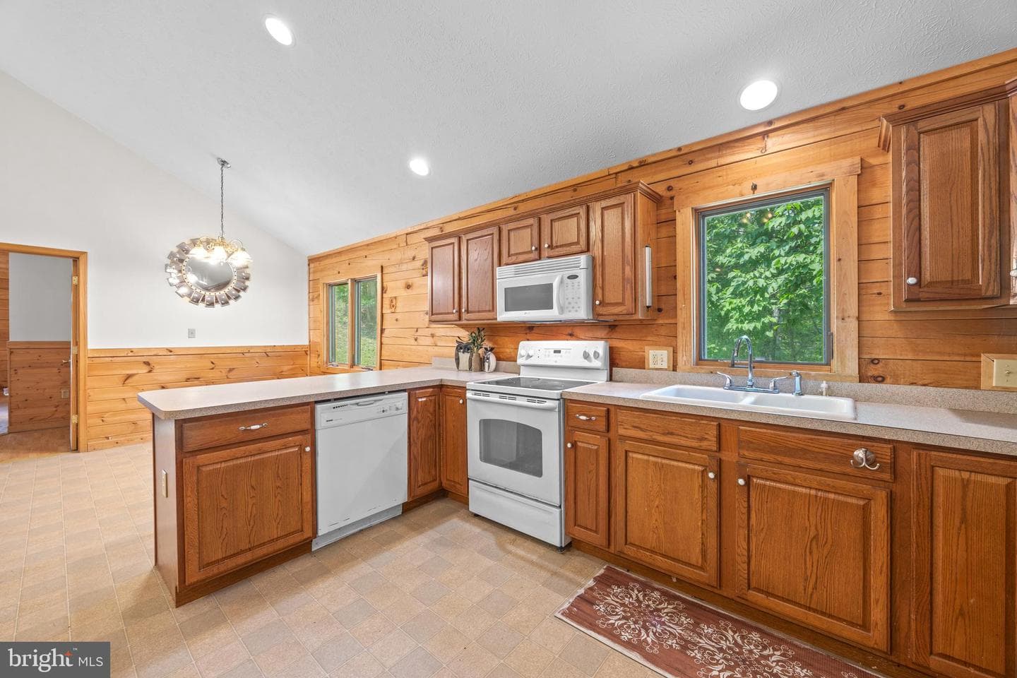 354 Mulberry Lane photo 12