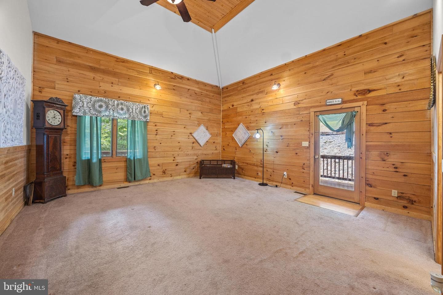 354 Mulberry Lane photo 16