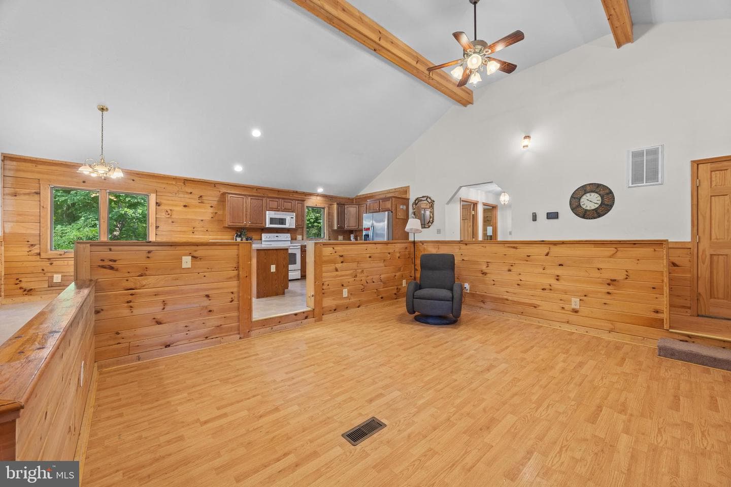 354 Mulberry Lane photo 8