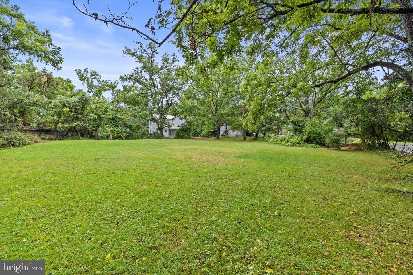 1676 Lakeview Drive photo 10