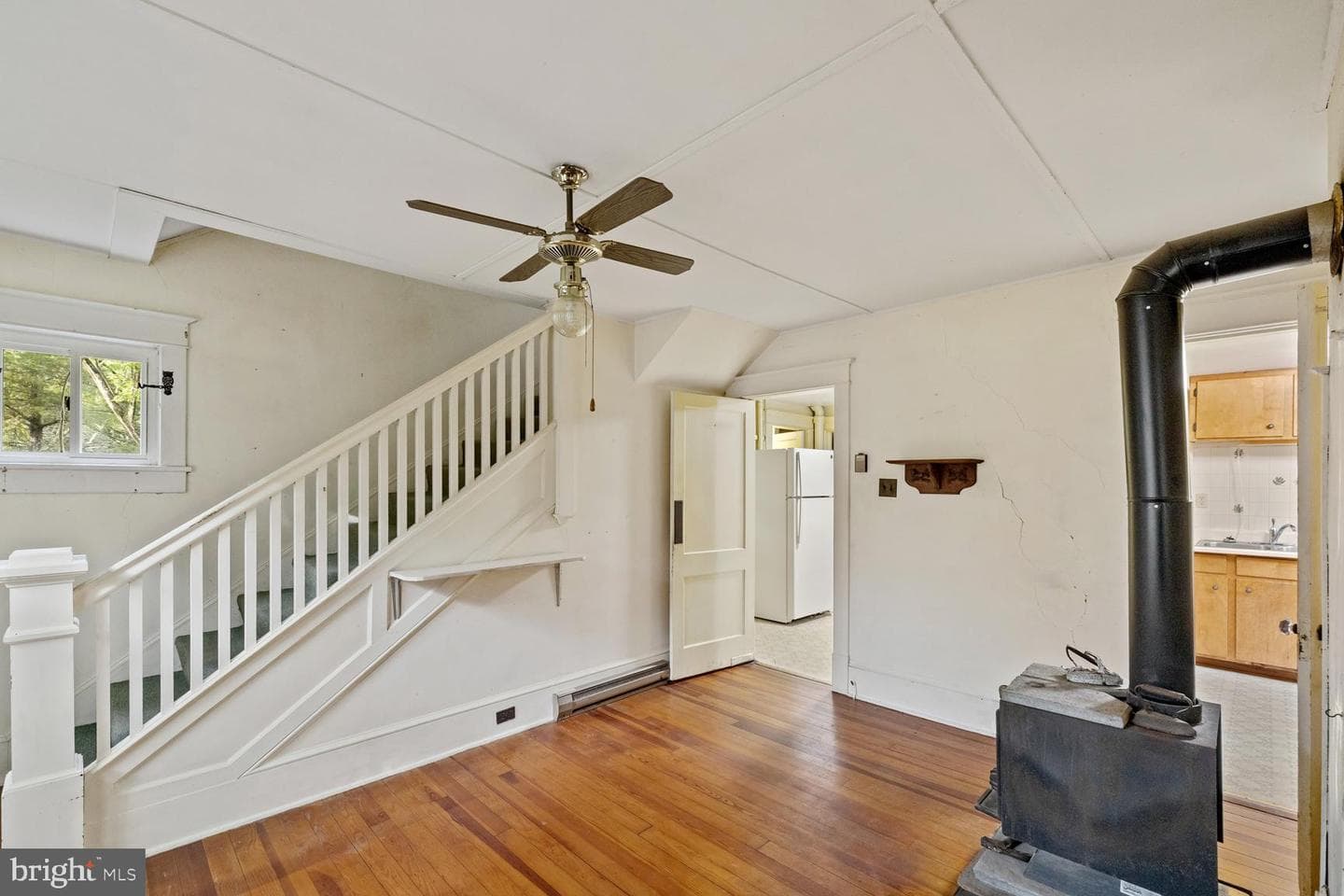 1676 Lakeview Drive photo 16