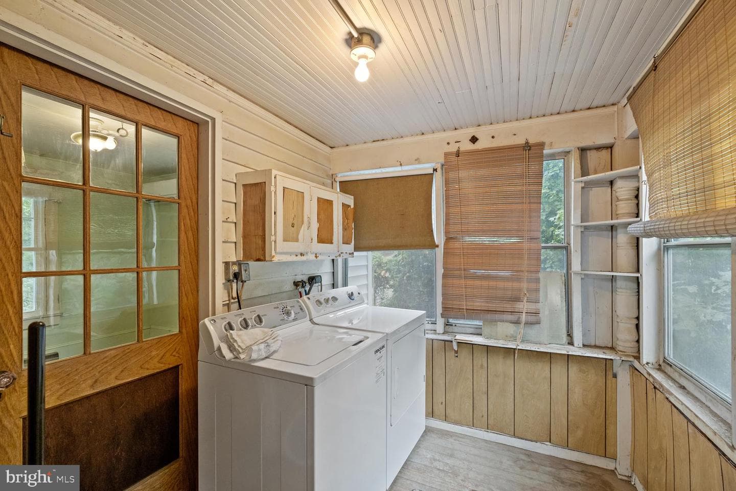1676 Lakeview Drive photo 24