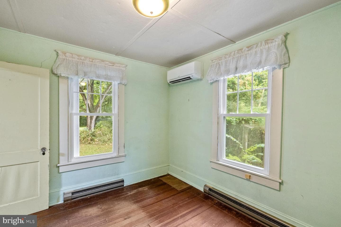 1676 Lakeview Drive photo 28
