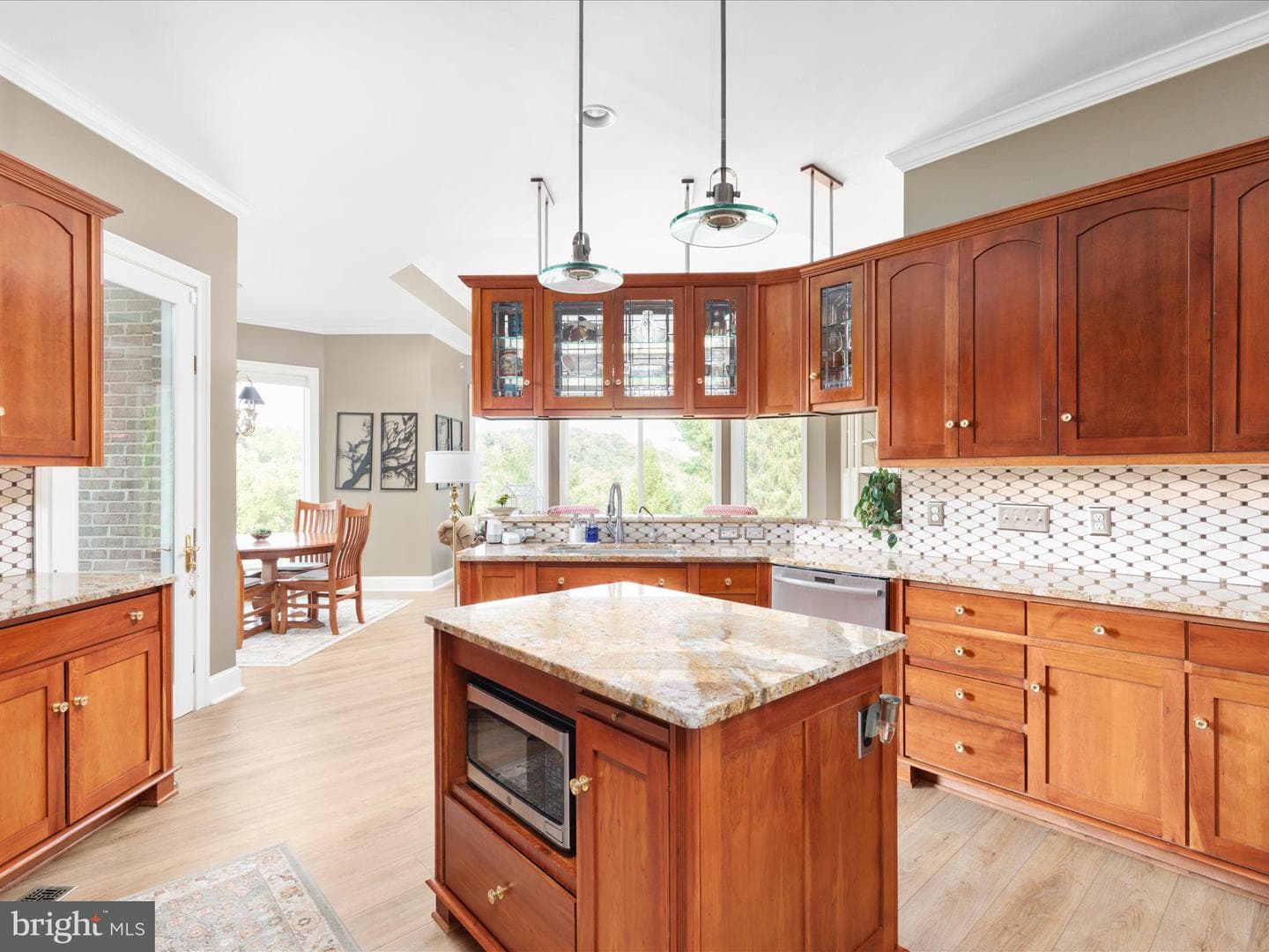 398 Cliffside Drive photo 20