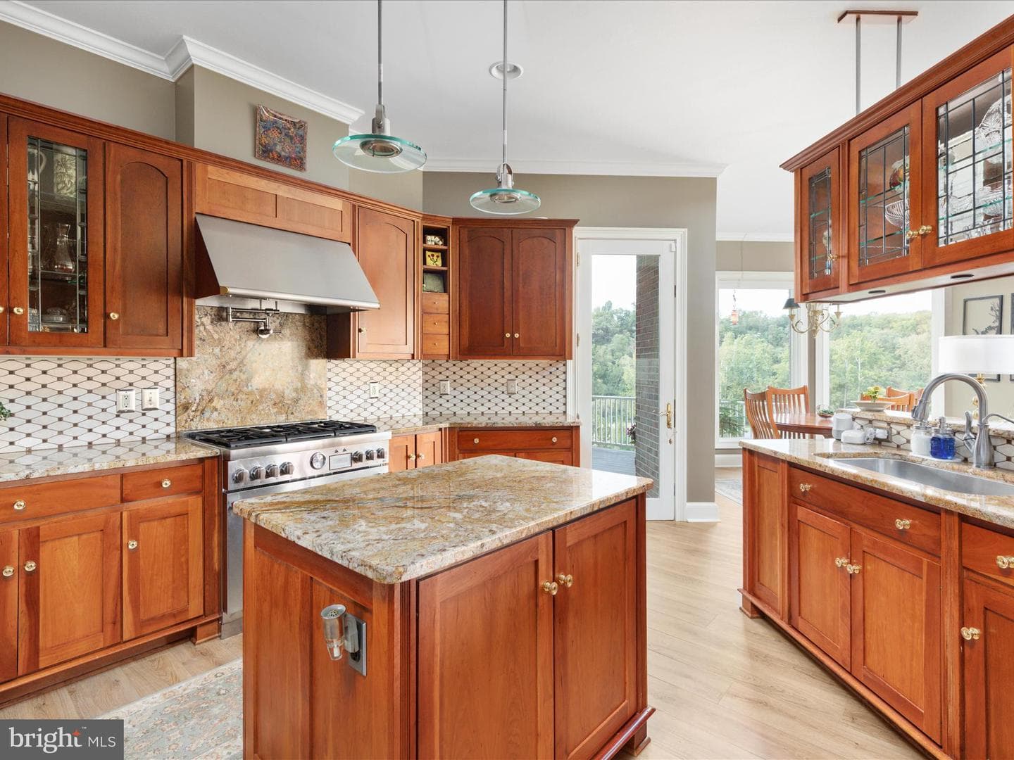 398 Cliffside Drive photo 21