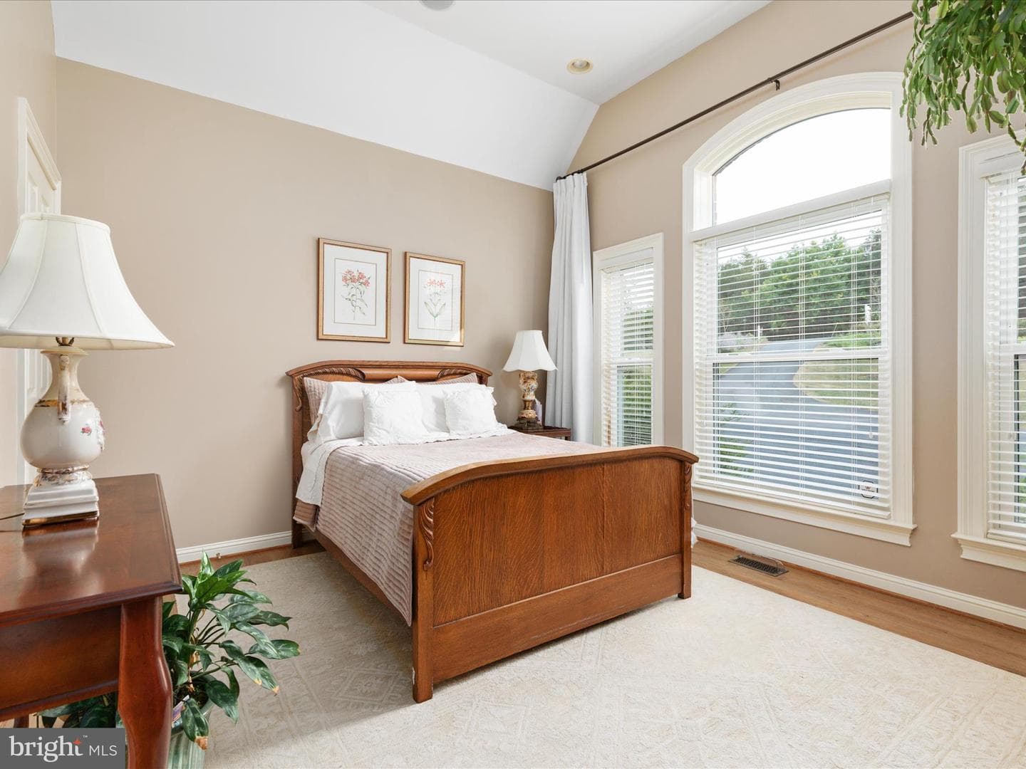 398 Cliffside Drive photo 23