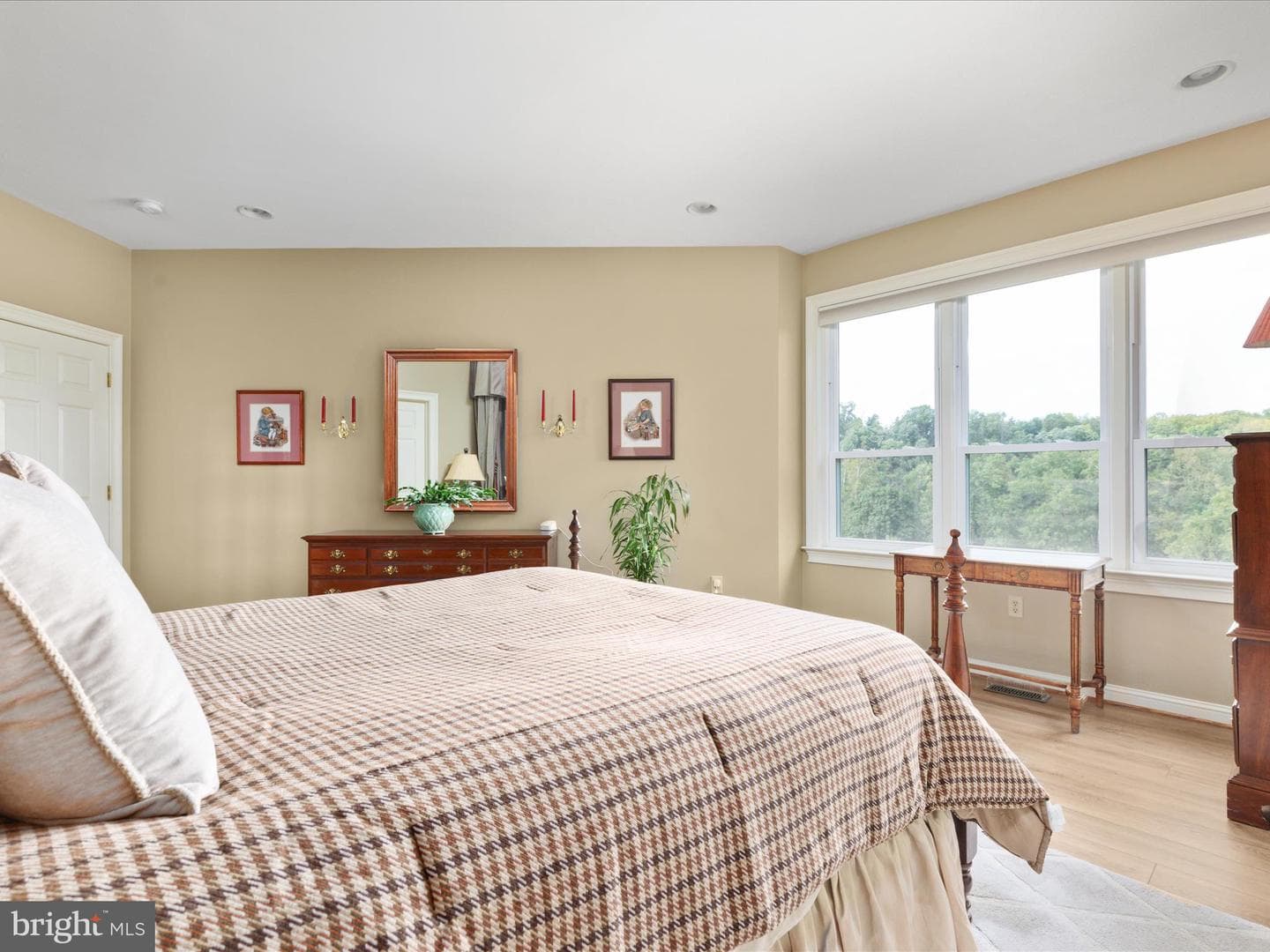 398 Cliffside Drive photo 49