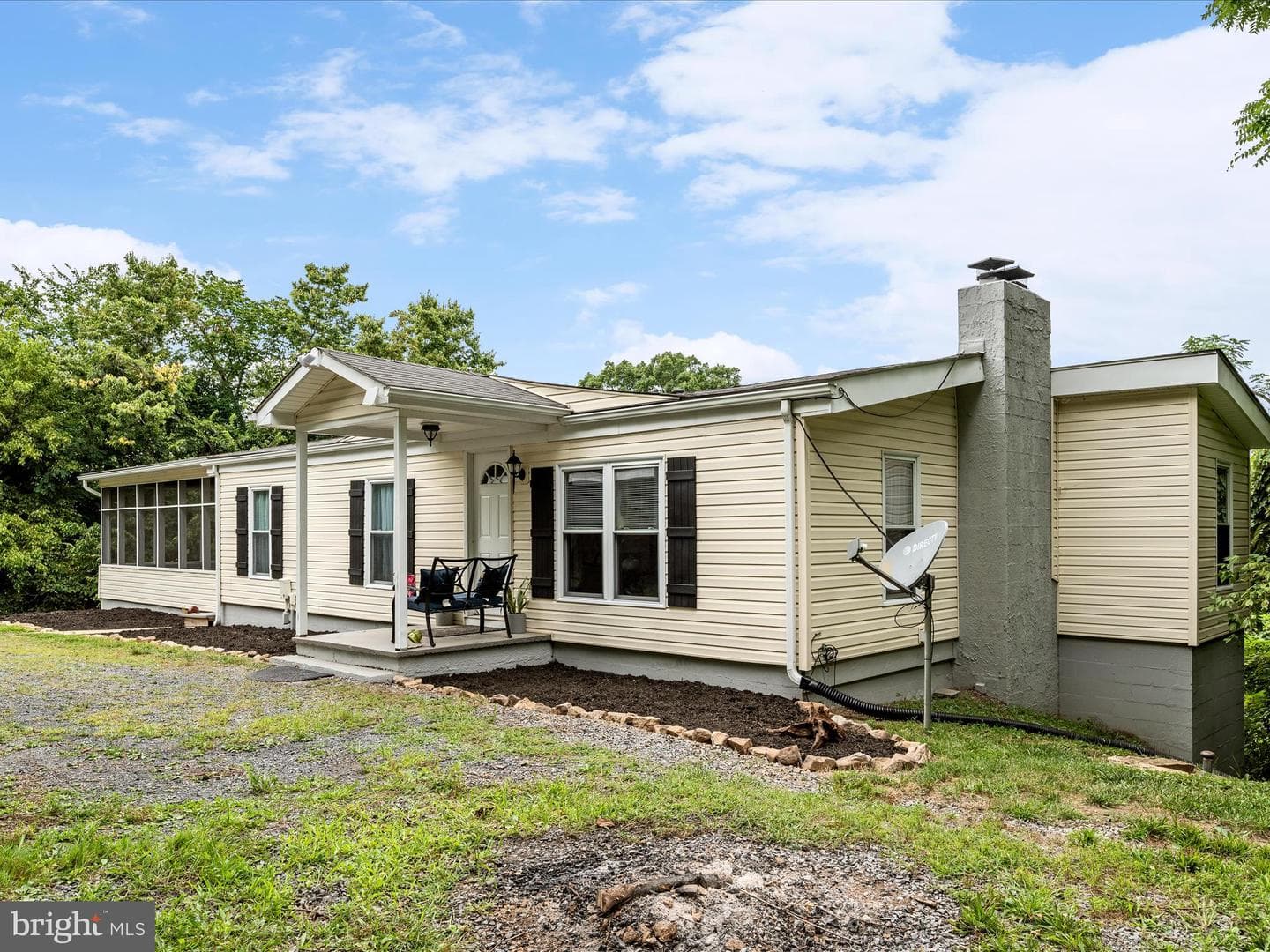 2757 E Lee Highway photo 3