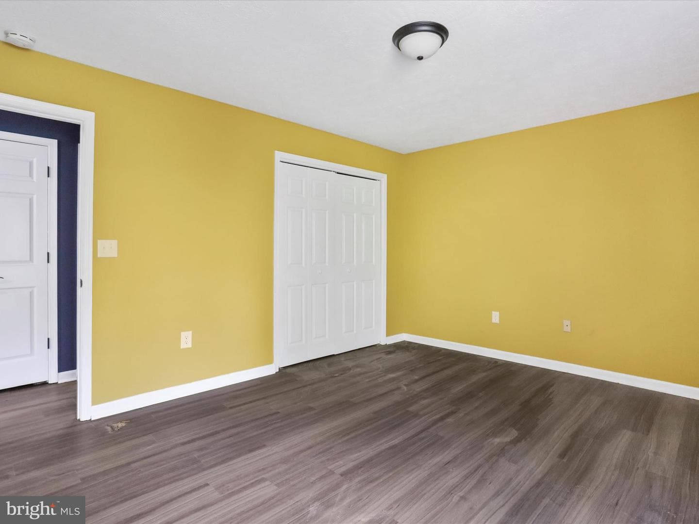449 E Fairchild Drive photo 17