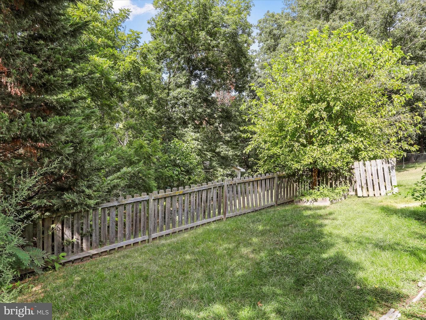 449 E Fairchild Drive photo 24