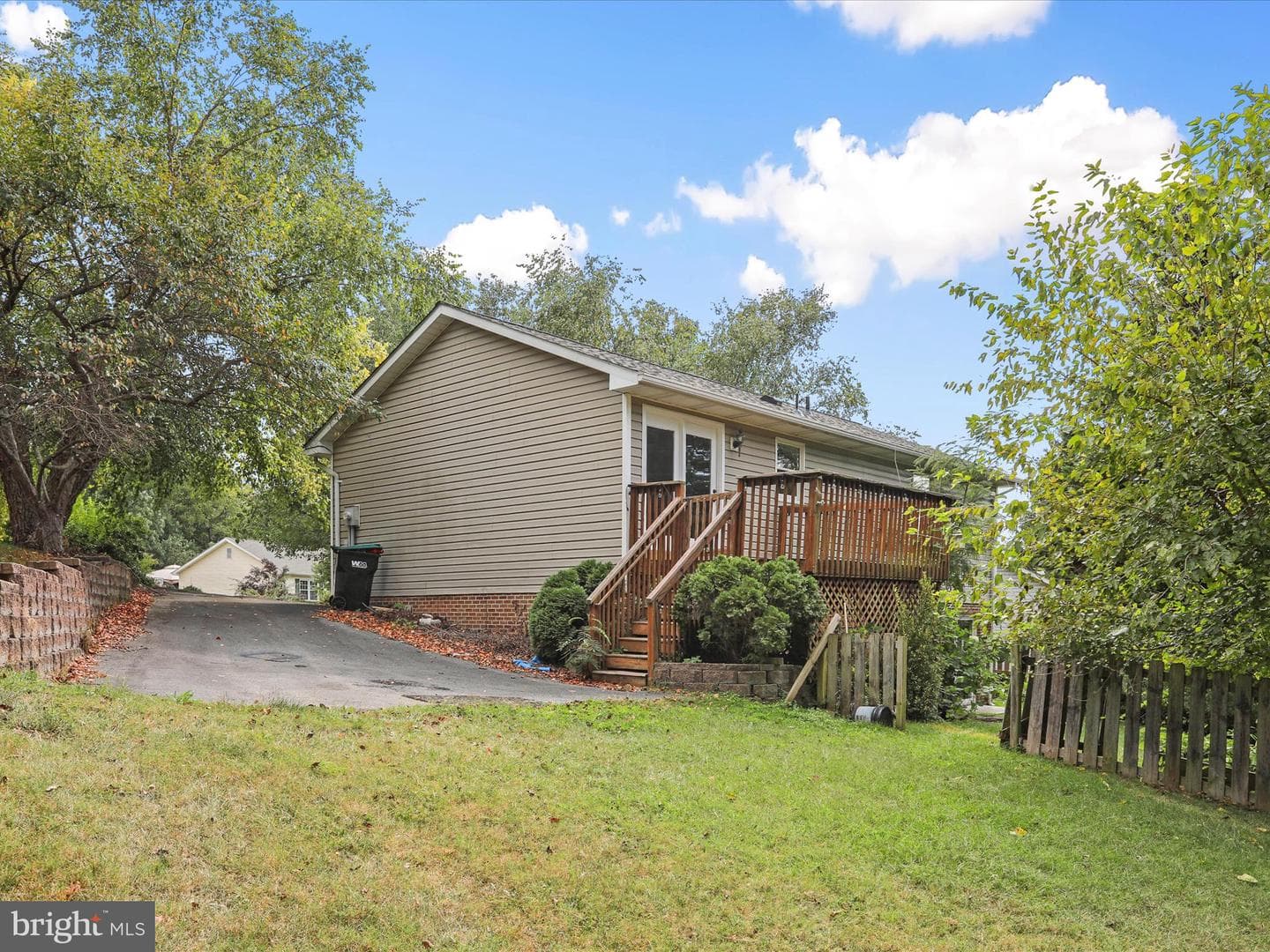 449 E Fairchild Drive photo 25