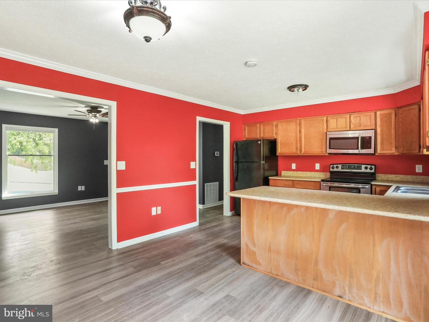 449 E Fairchild Drive photo 7