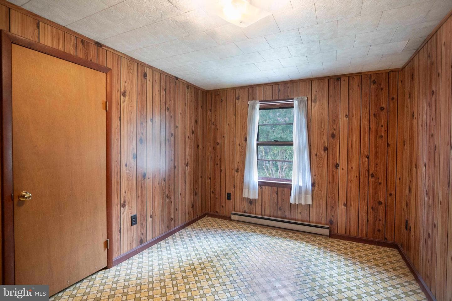 373 Walton Street photo 13