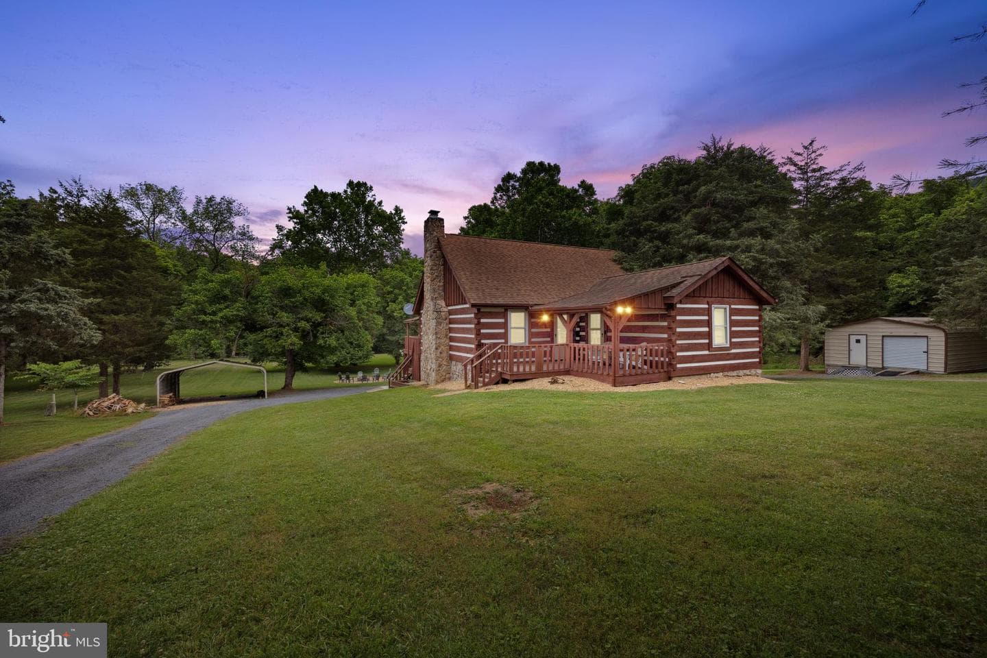 711 Indian Camp Trl photo 1