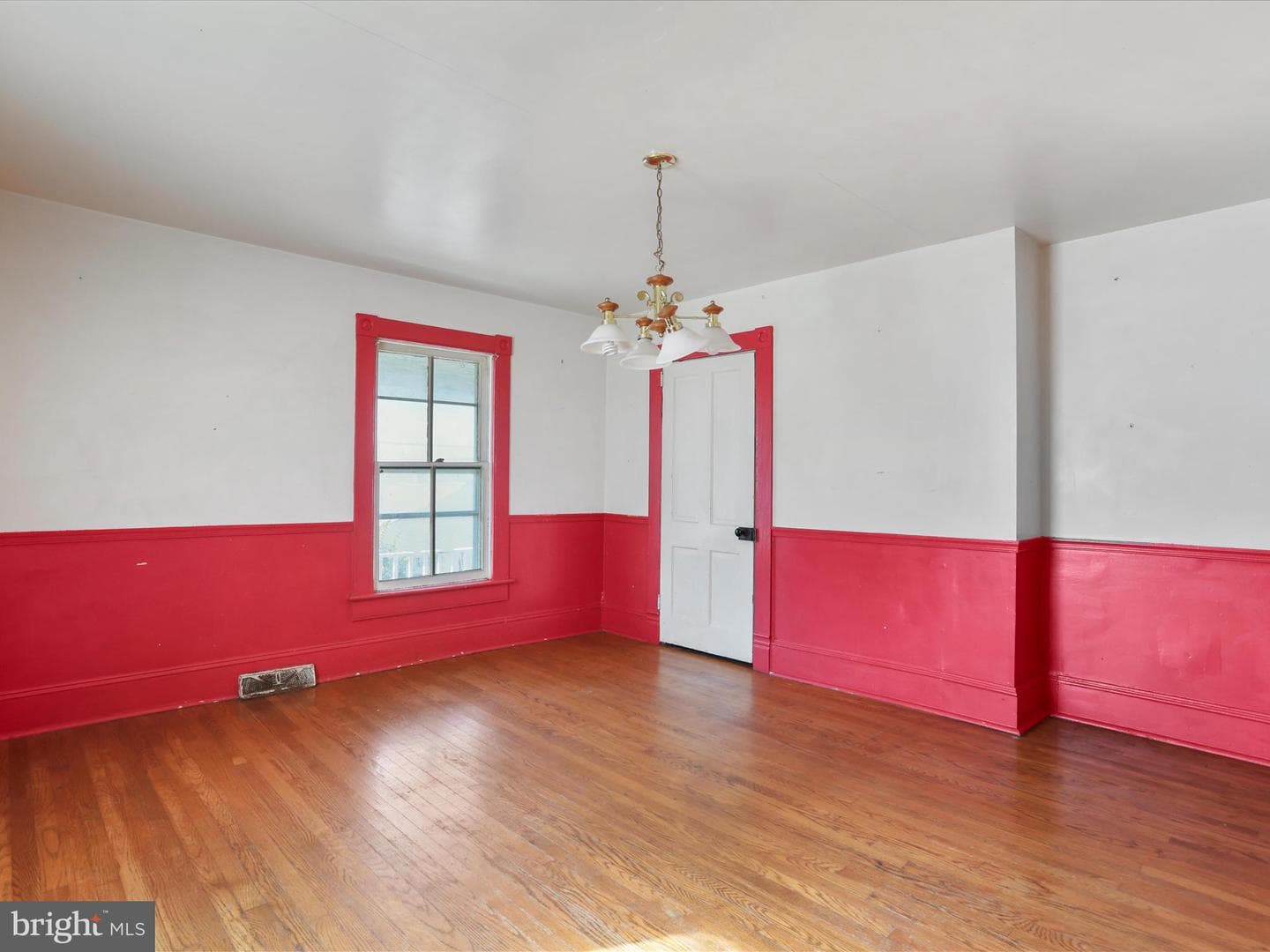 427 Thompson Street photo 10