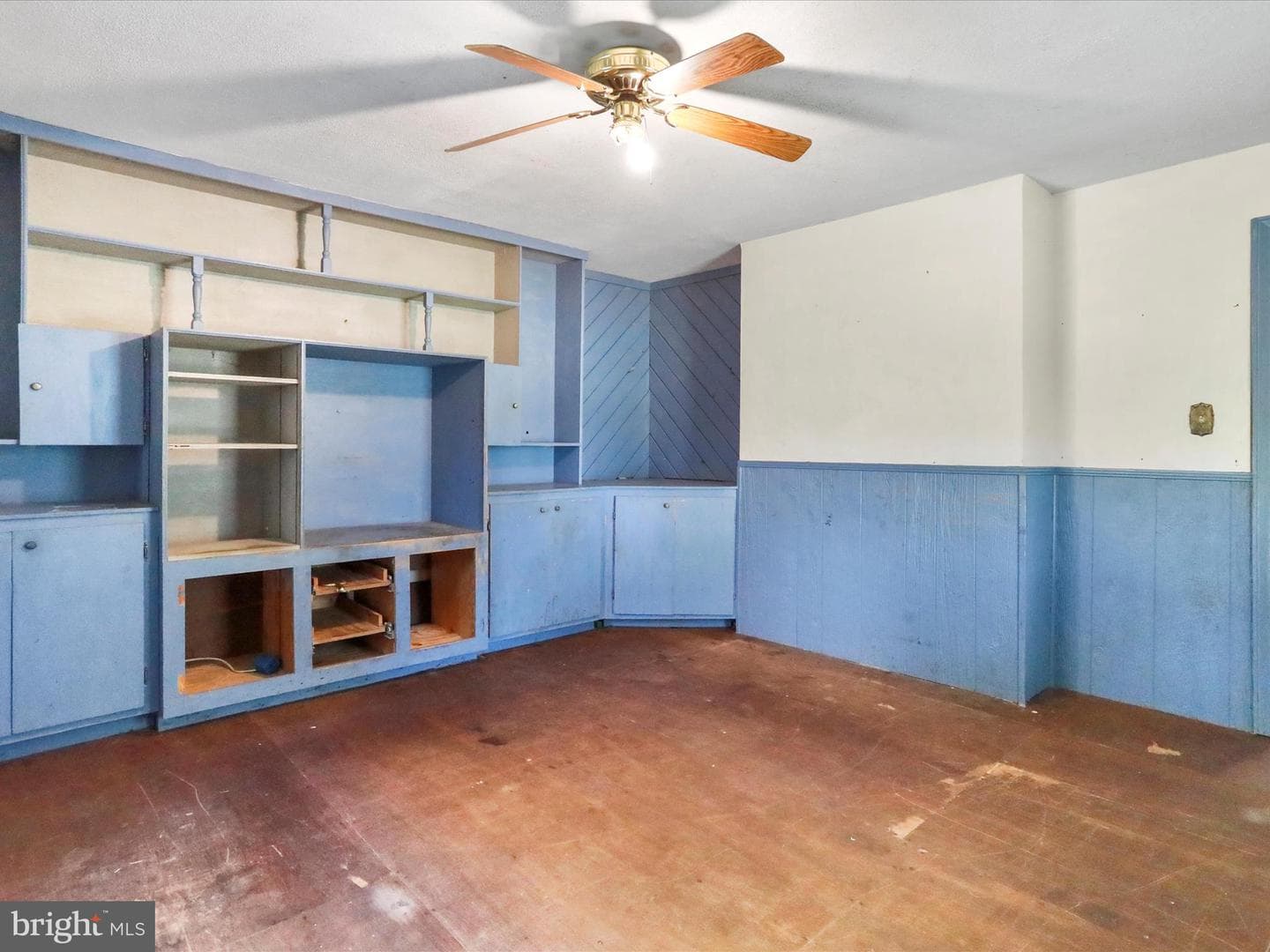 427 Thompson Street photo 17