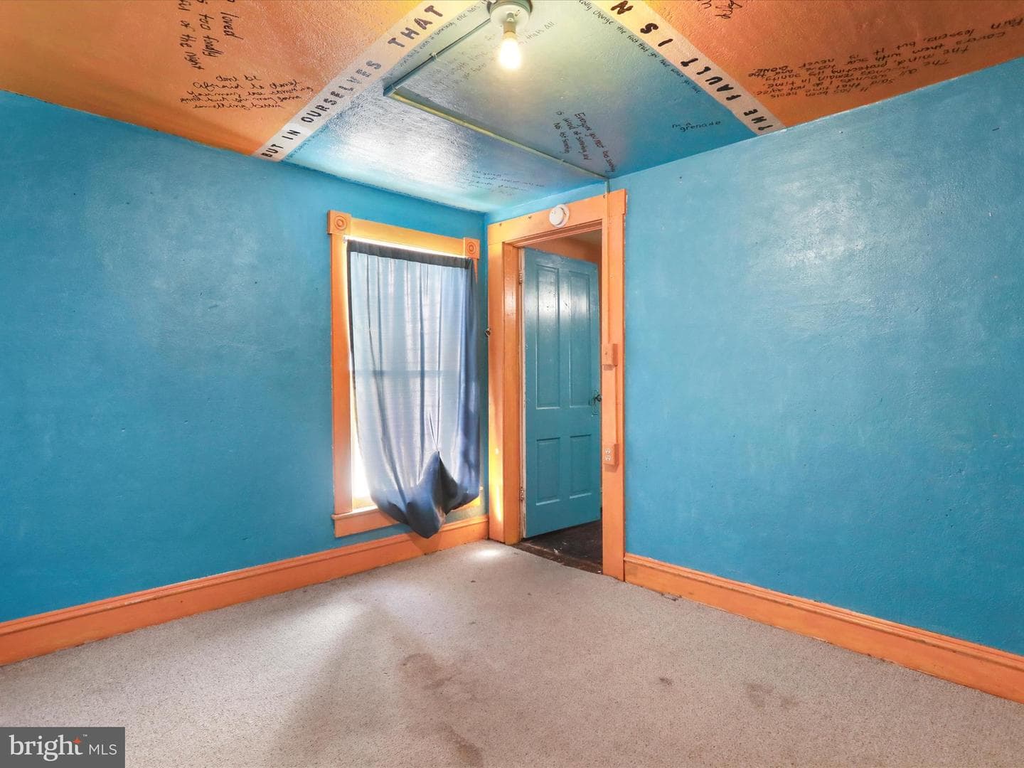427 Thompson Street photo 25