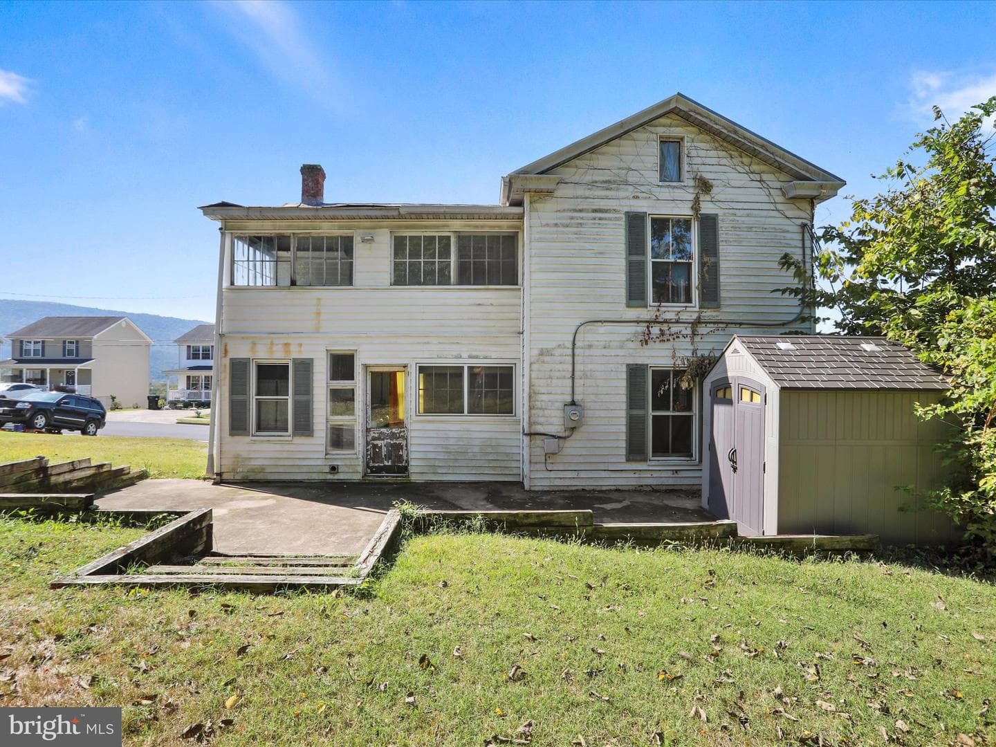 427 Thompson Street photo 37