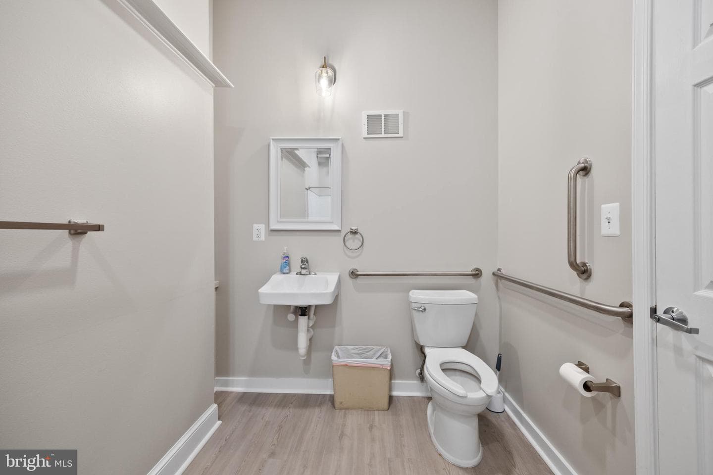 118 N Muhlenberg Street photo 29