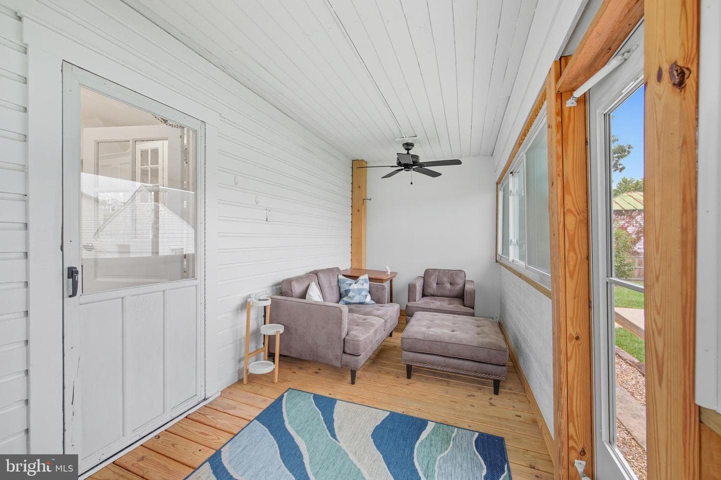 453 Zea Street photo 37