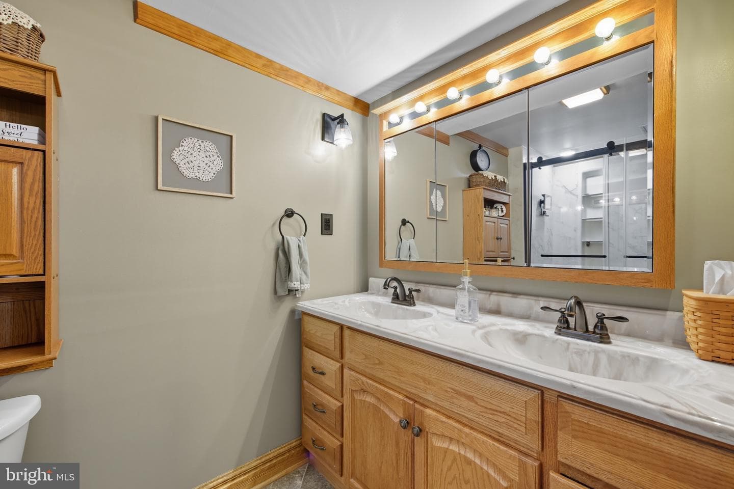 758 Honeysuckle Avenue photo 50