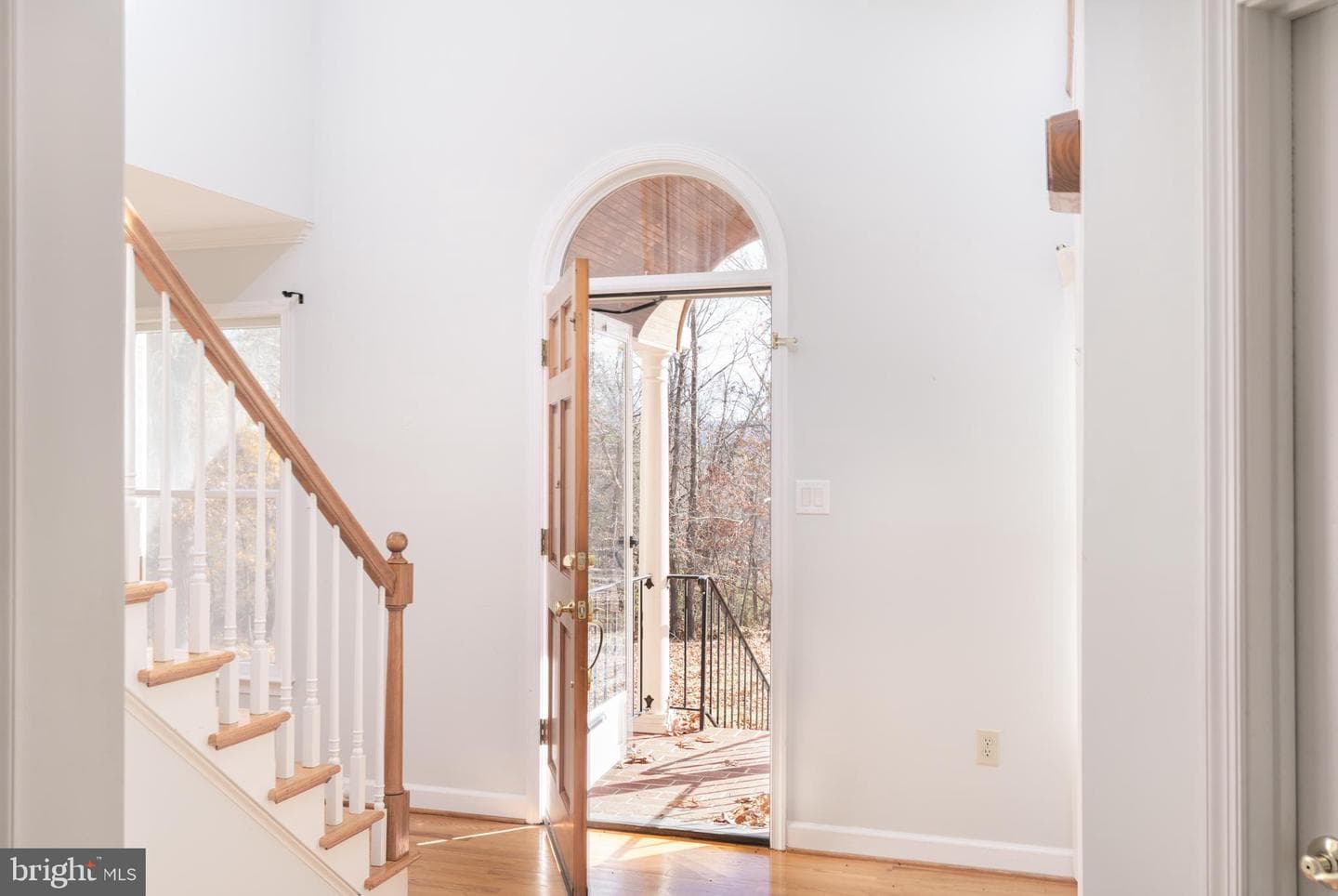 123 Oak Hill Drive photo 3