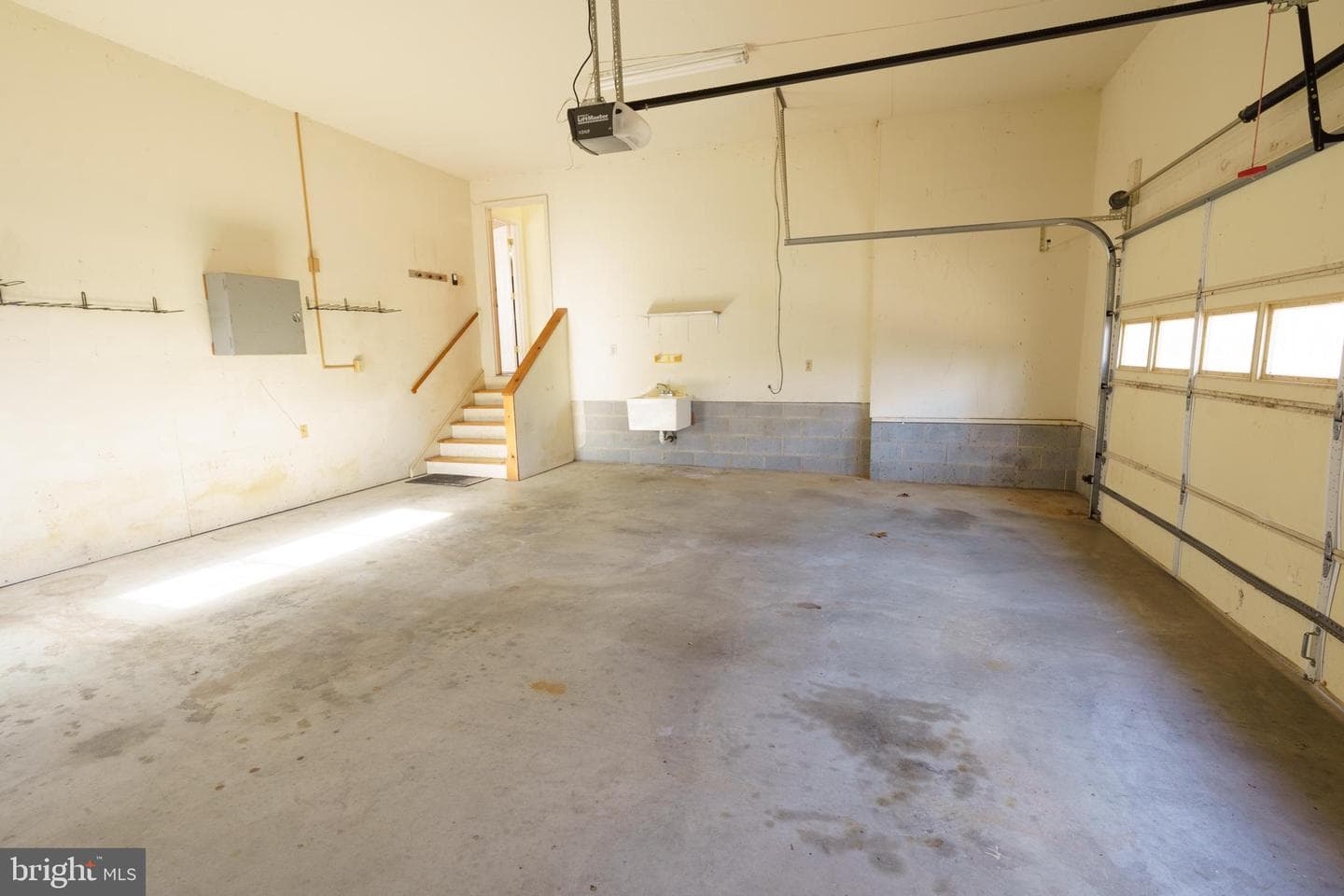 123 Oak Hill Drive photo 43