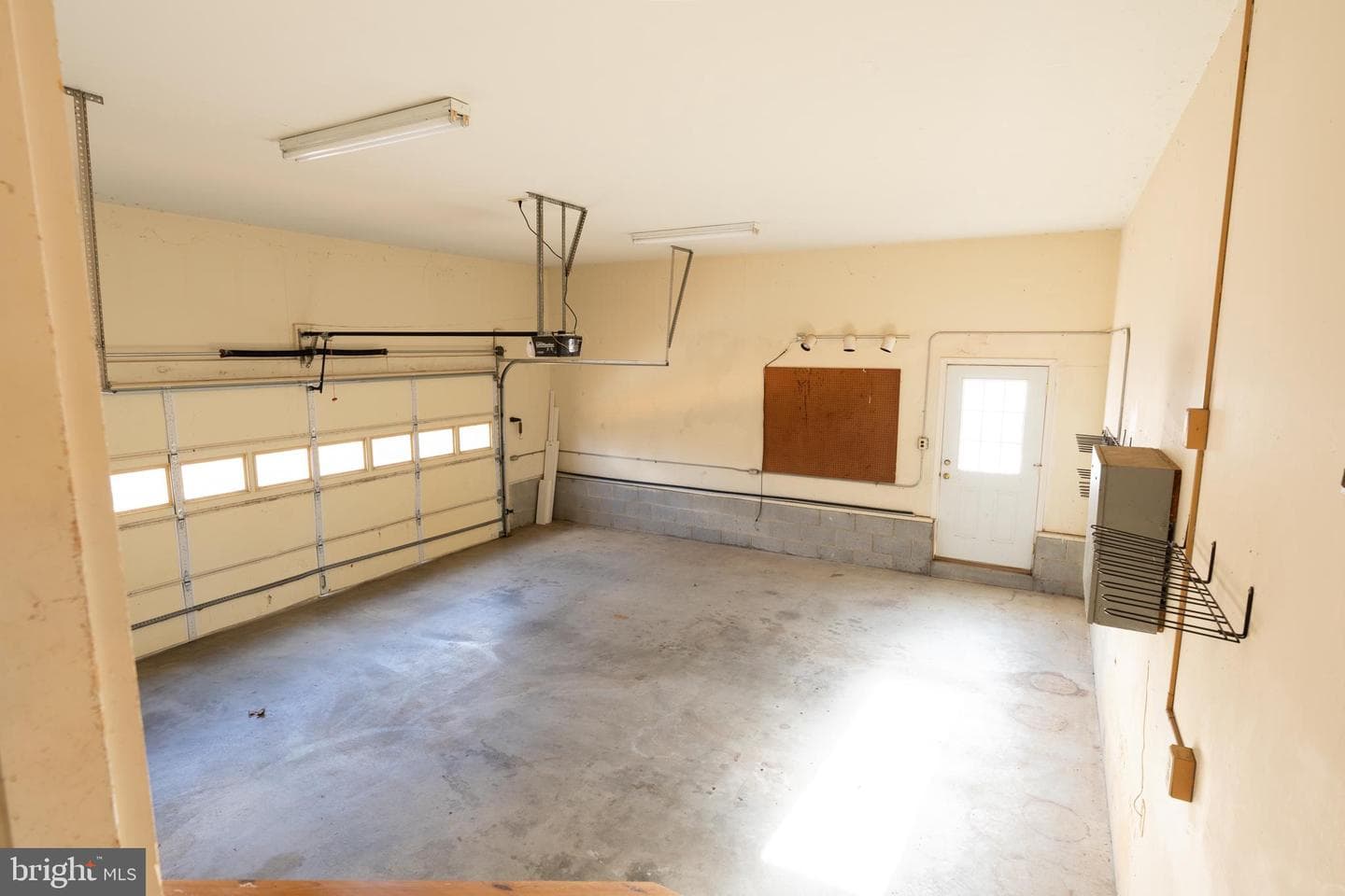 123 Oak Hill Drive photo 44