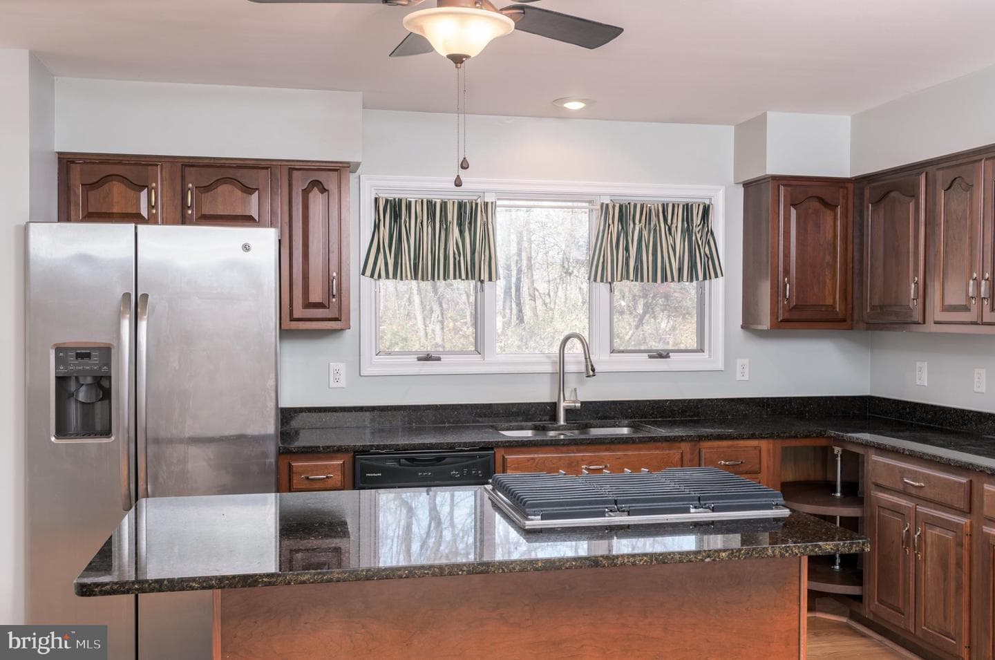 123 Oak Hill Drive photo 8