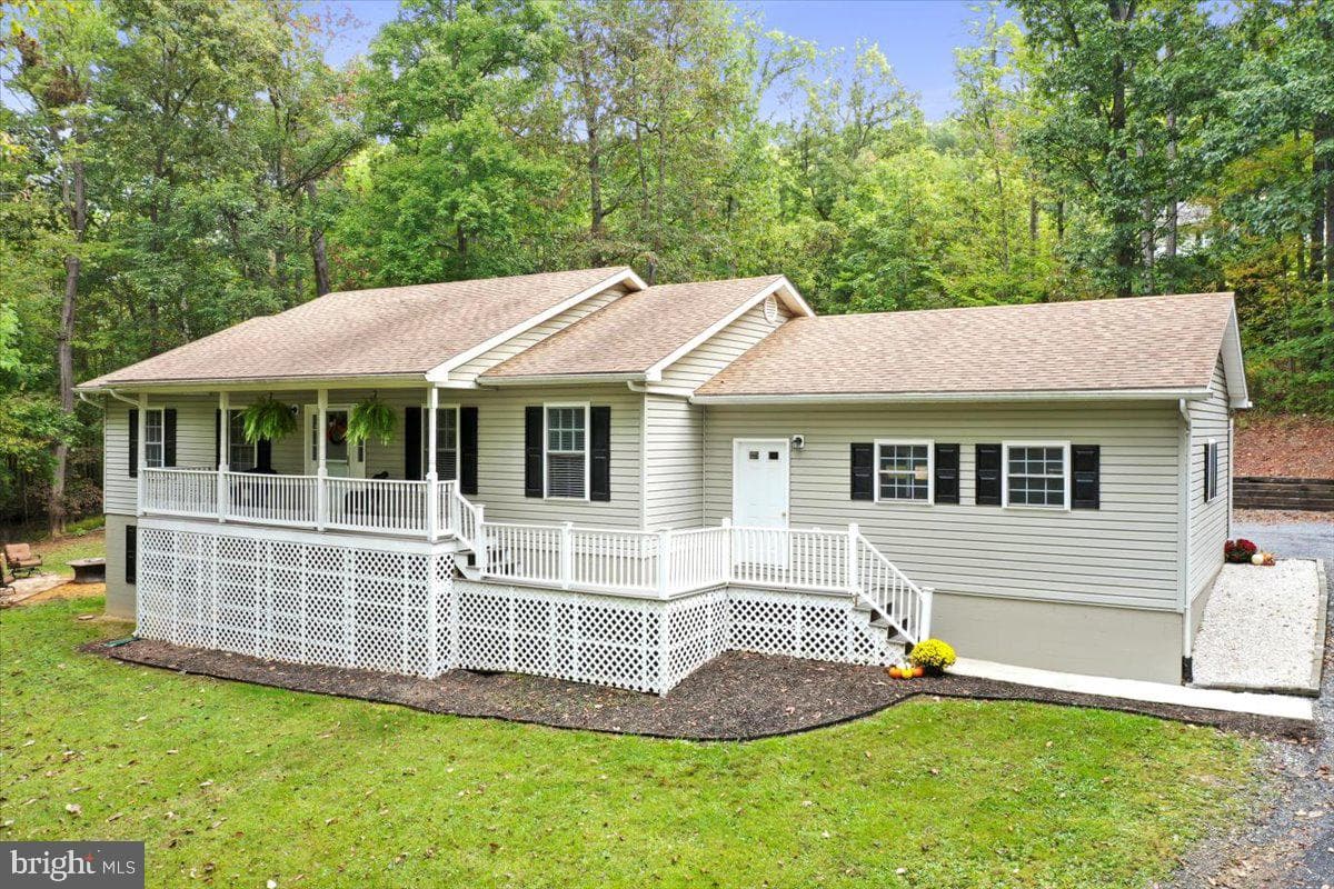 2726 Cave Ridge Road photo 1