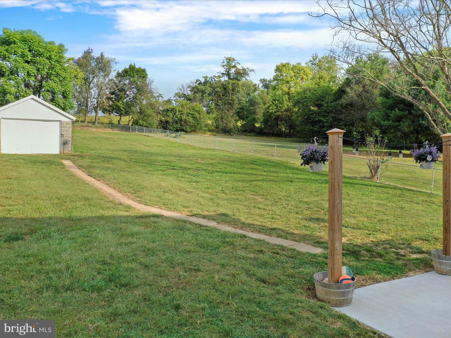 3341 Hillcrest Drive photo 35