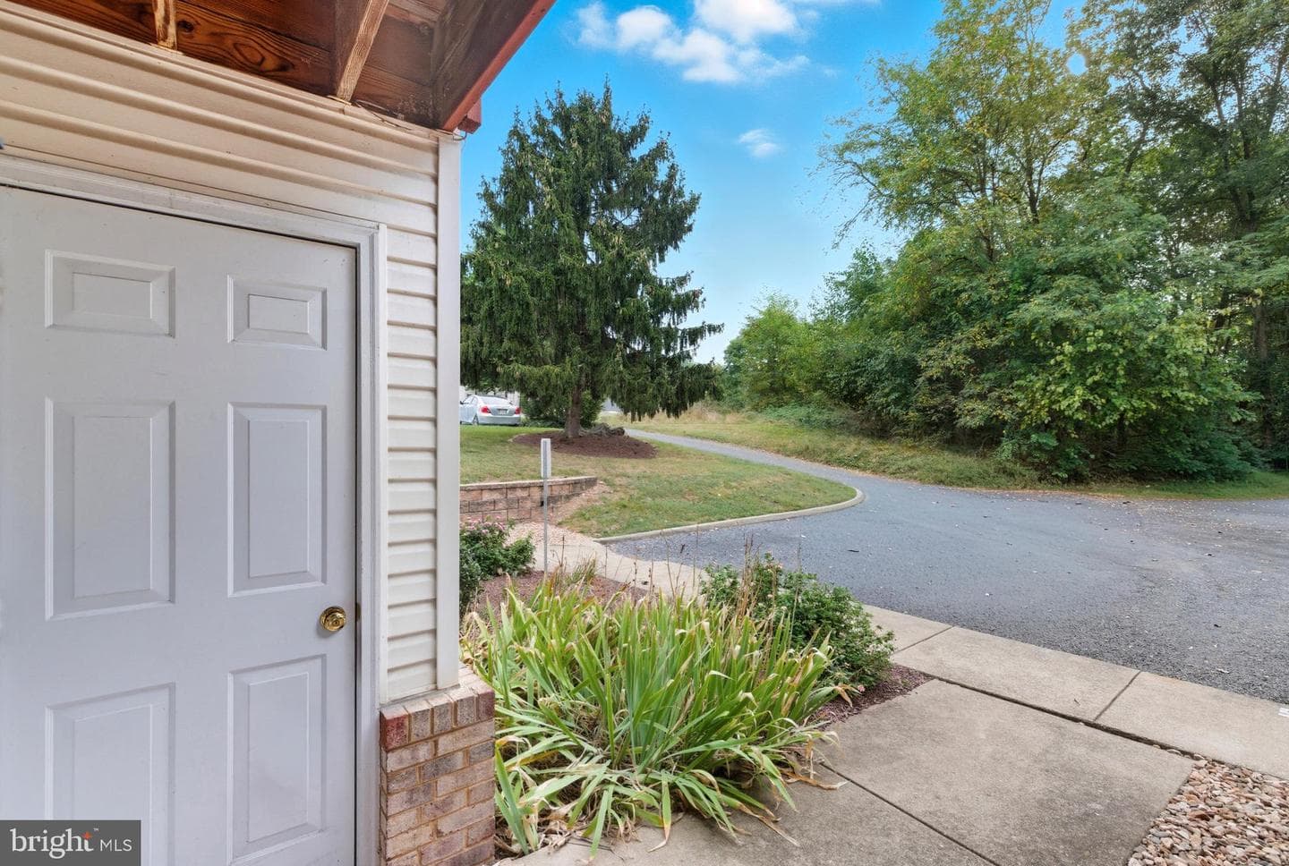4065 Rose Bud Court photo 34
