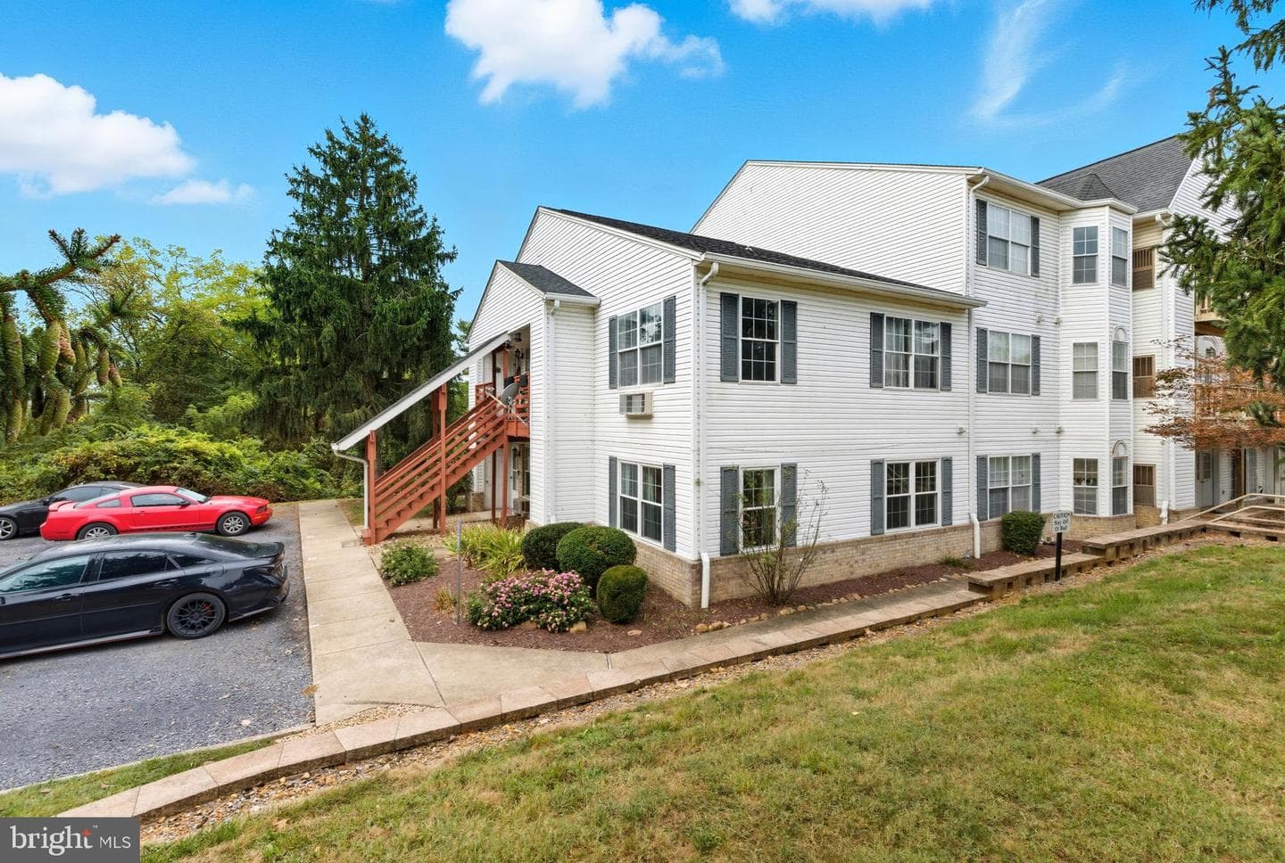 4065 Rose Bud Court photo 37