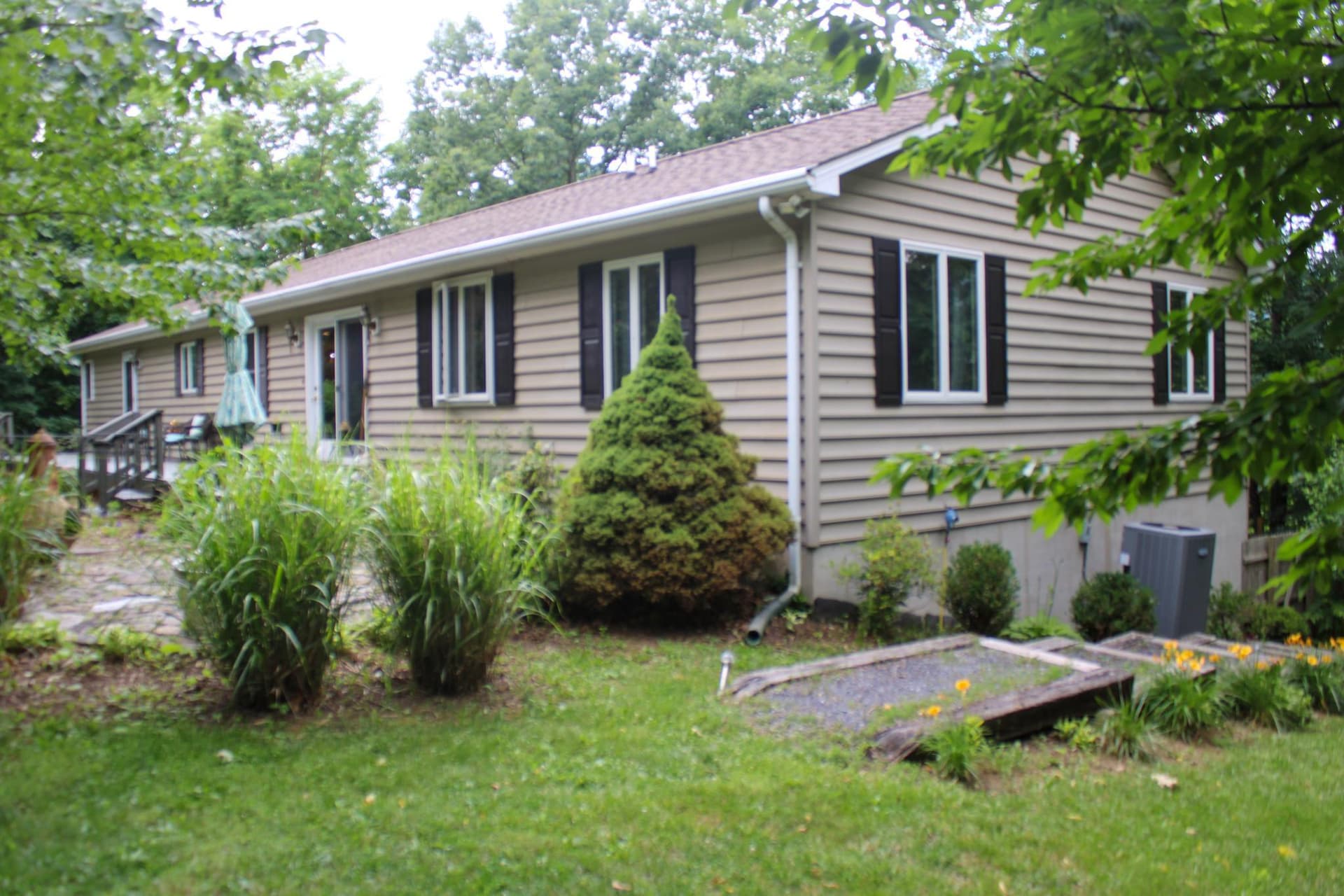 2891 Saumsville Road photo 5